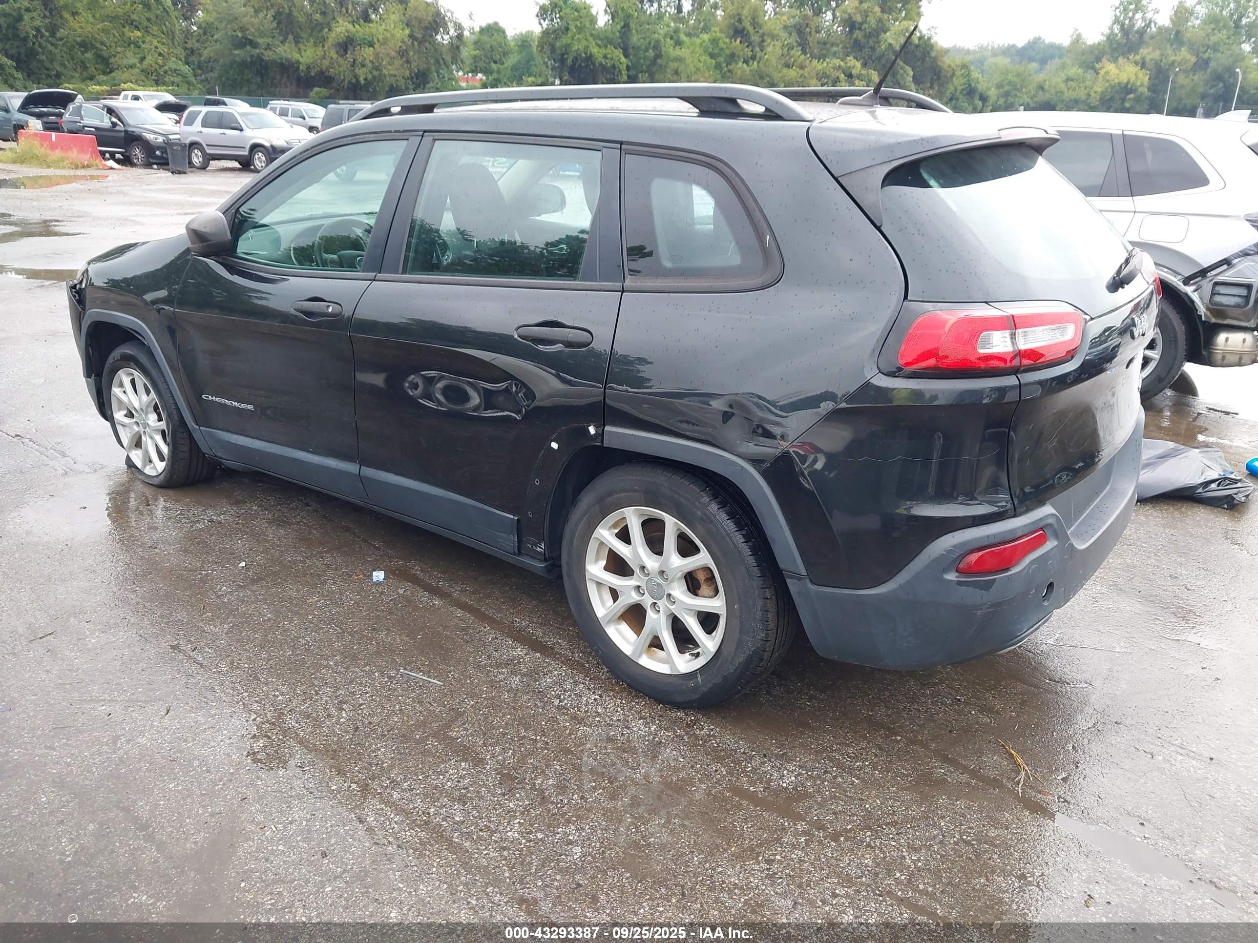 JEEP CHEROKEE image 3