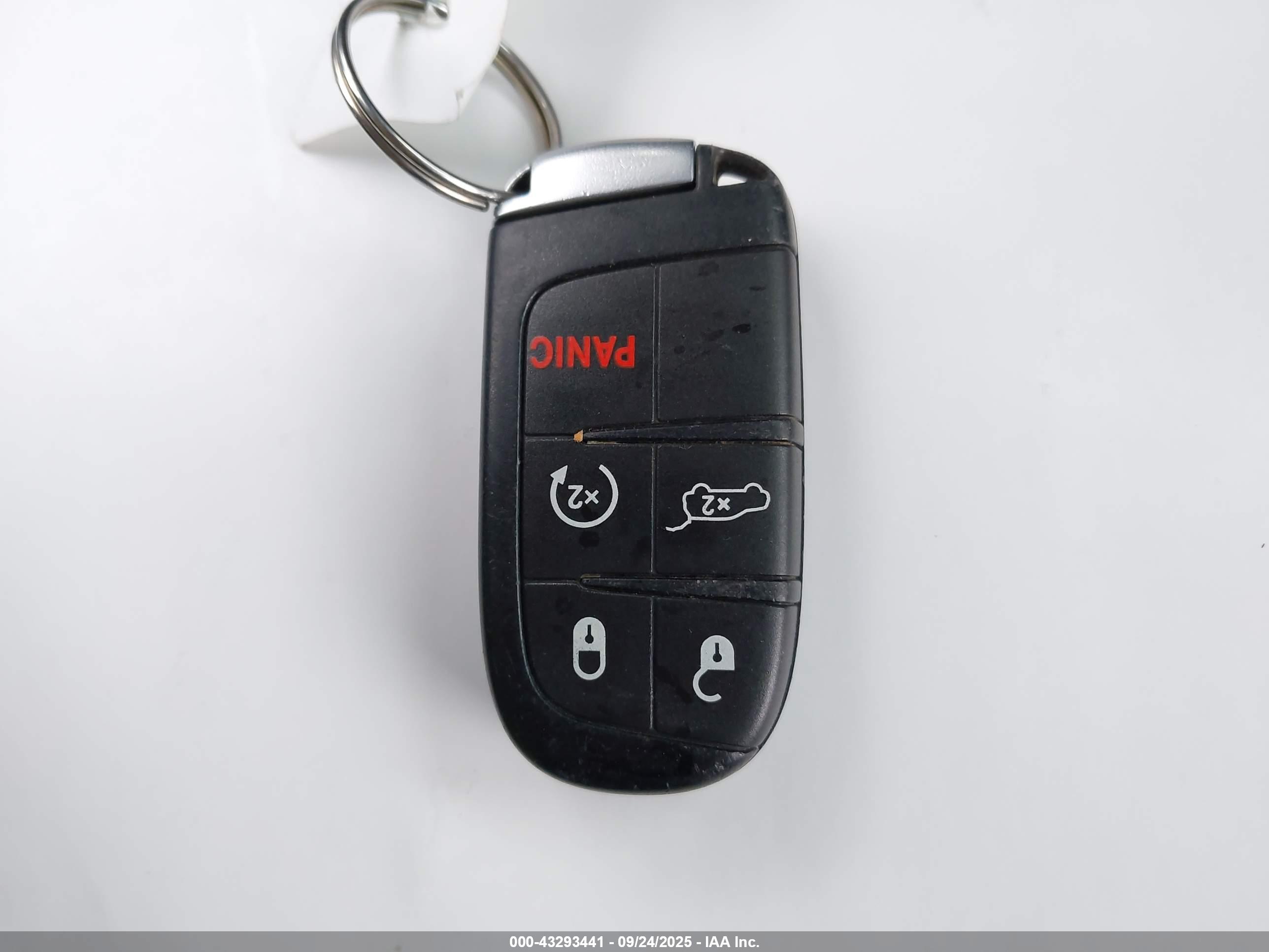 JEEP GRAND image 11