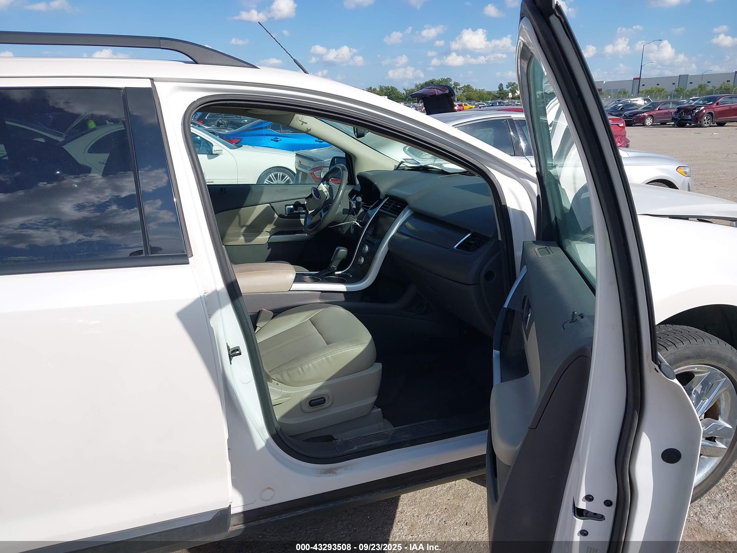 FORD EDGE image 5