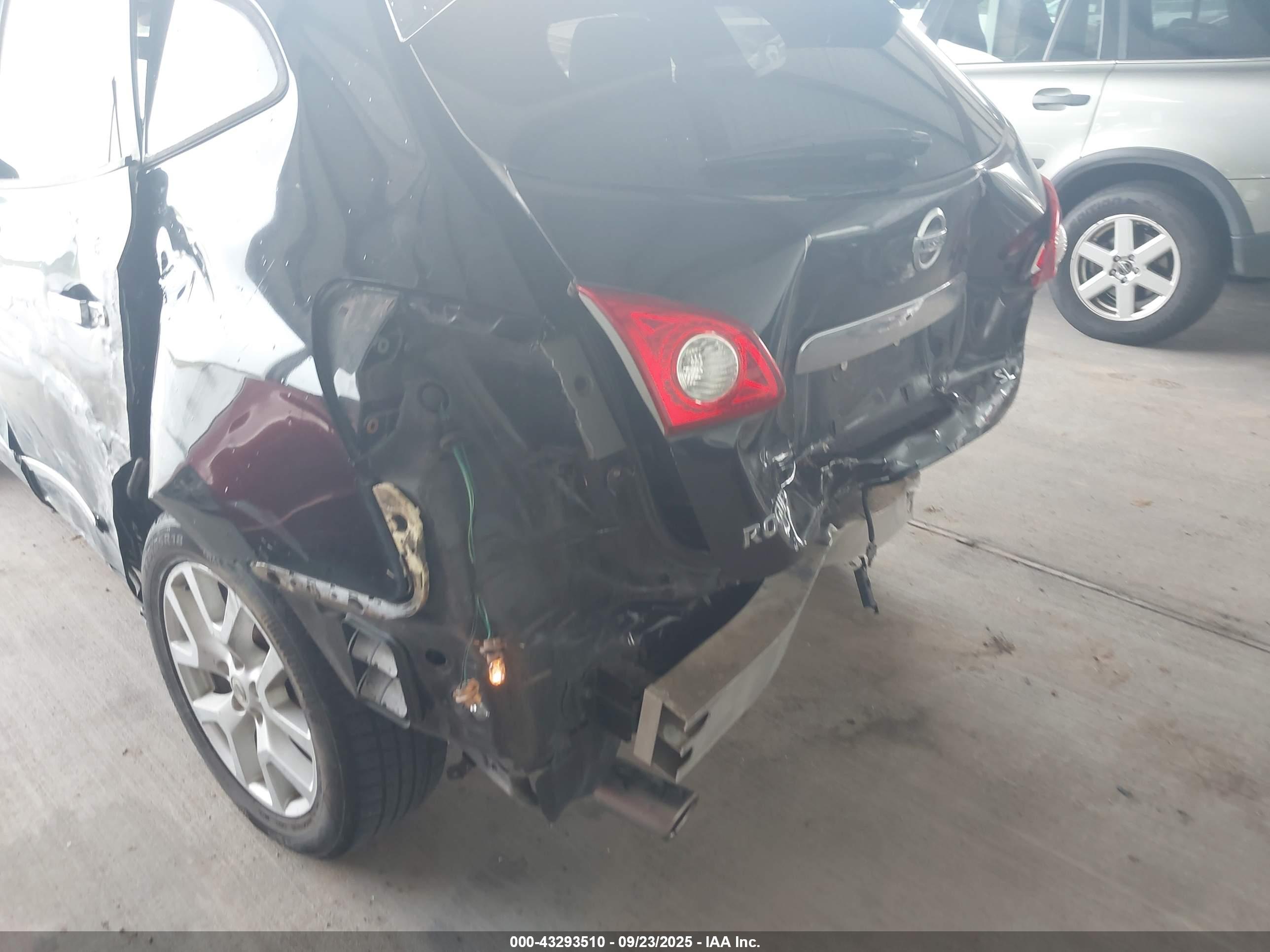 NISSAN ROGUE image 6