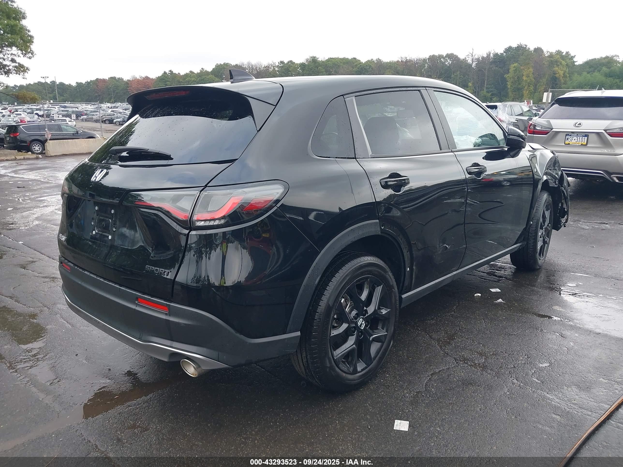 HONDA HR-V image 4