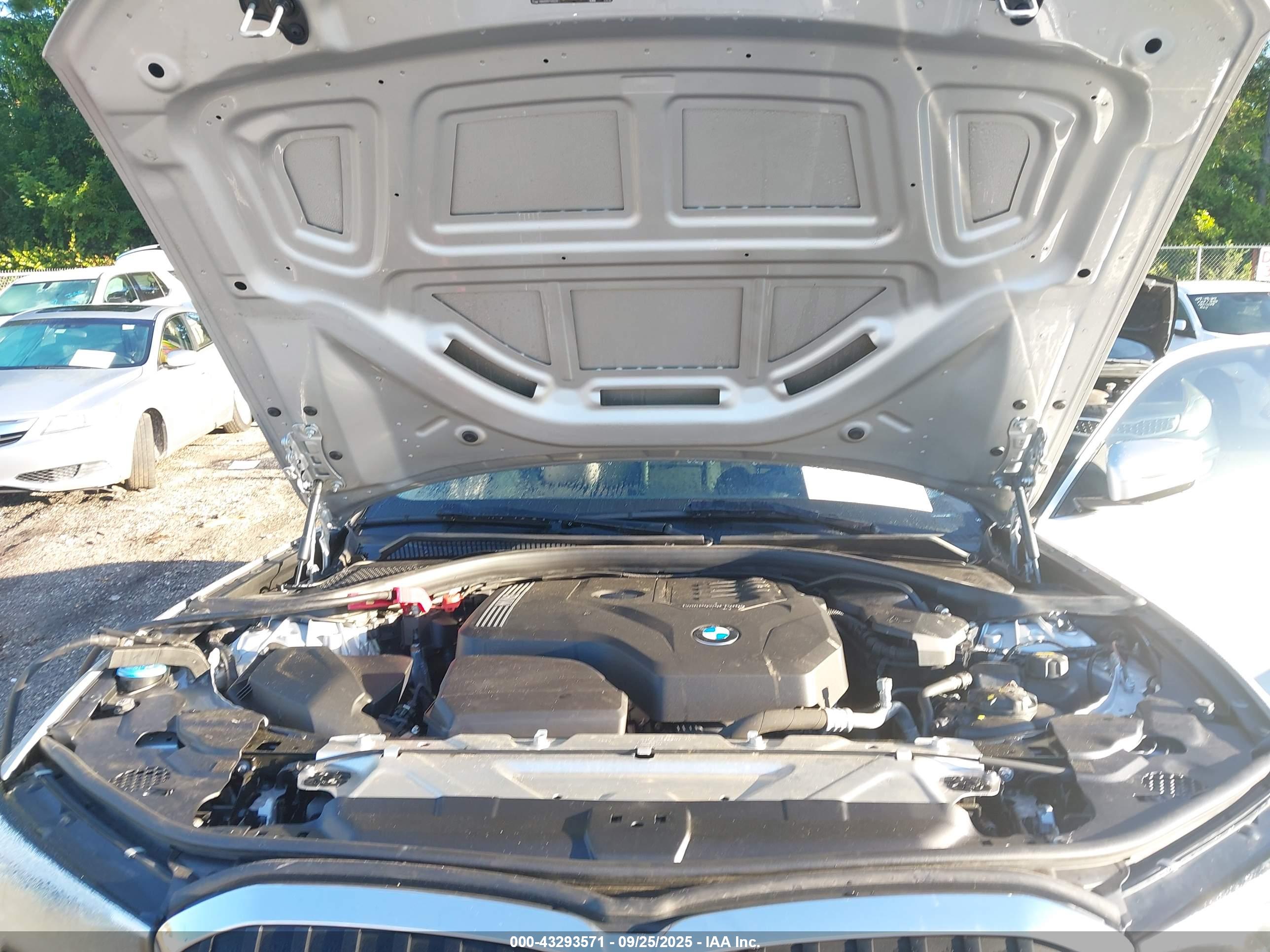 BMW 330I image 10