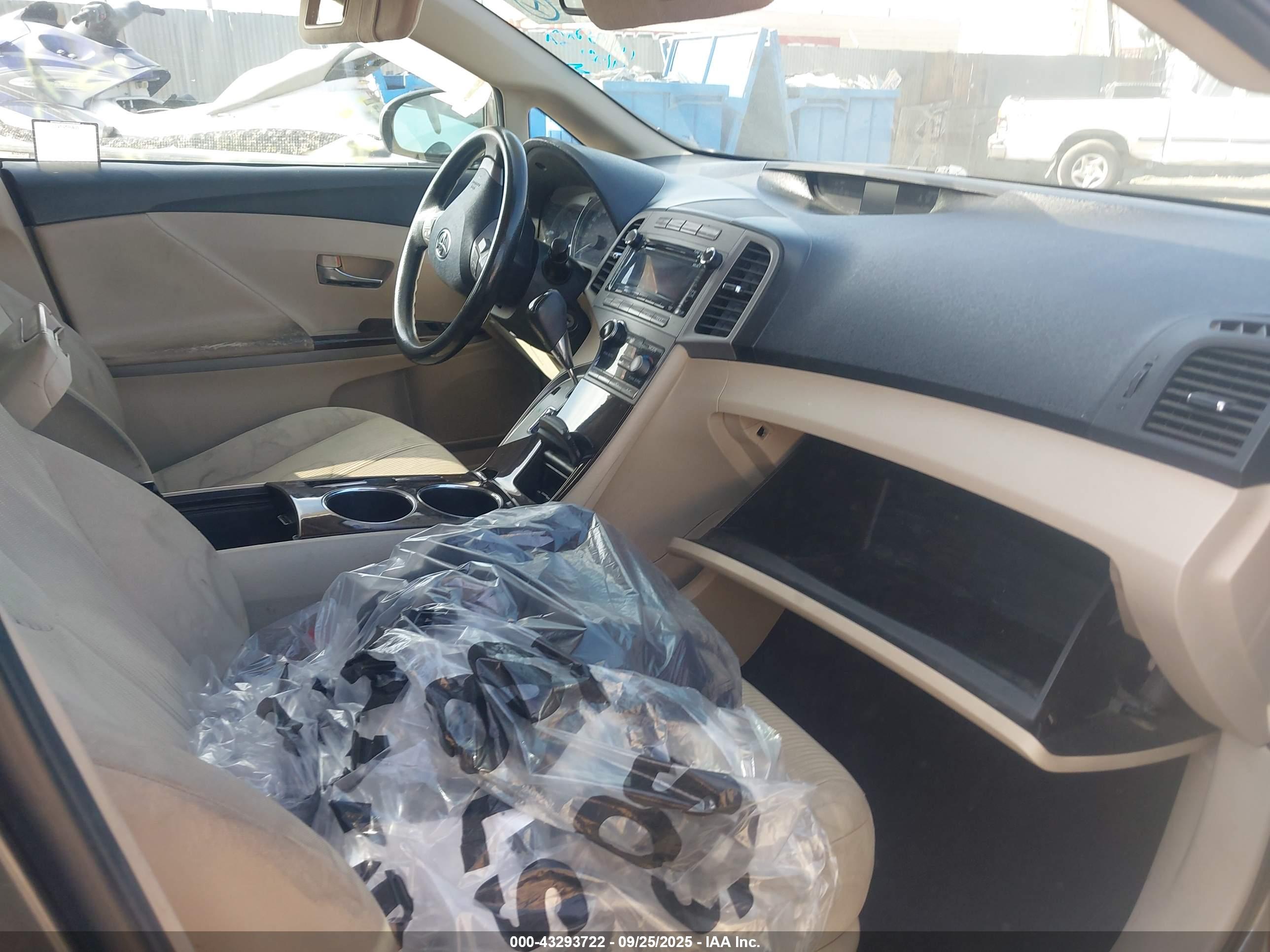 TOYOTA VENZA image 5