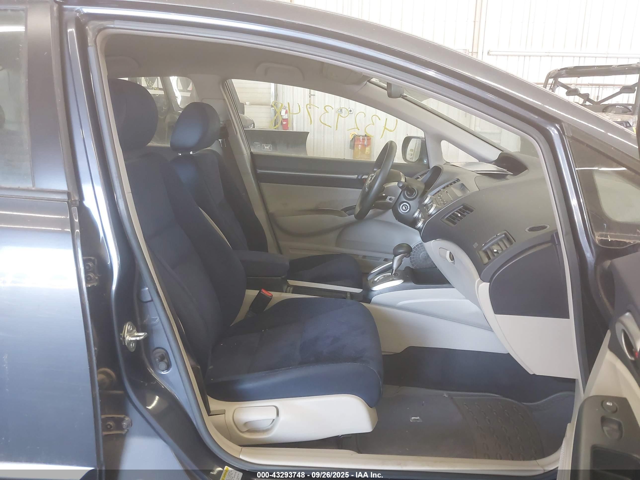 HONDA CIVIC image 5