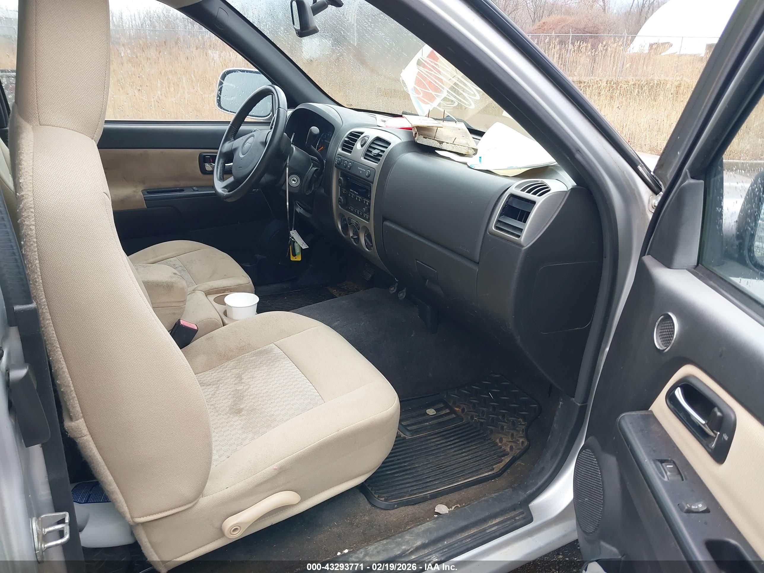CHEVROLET COLORADO image 5