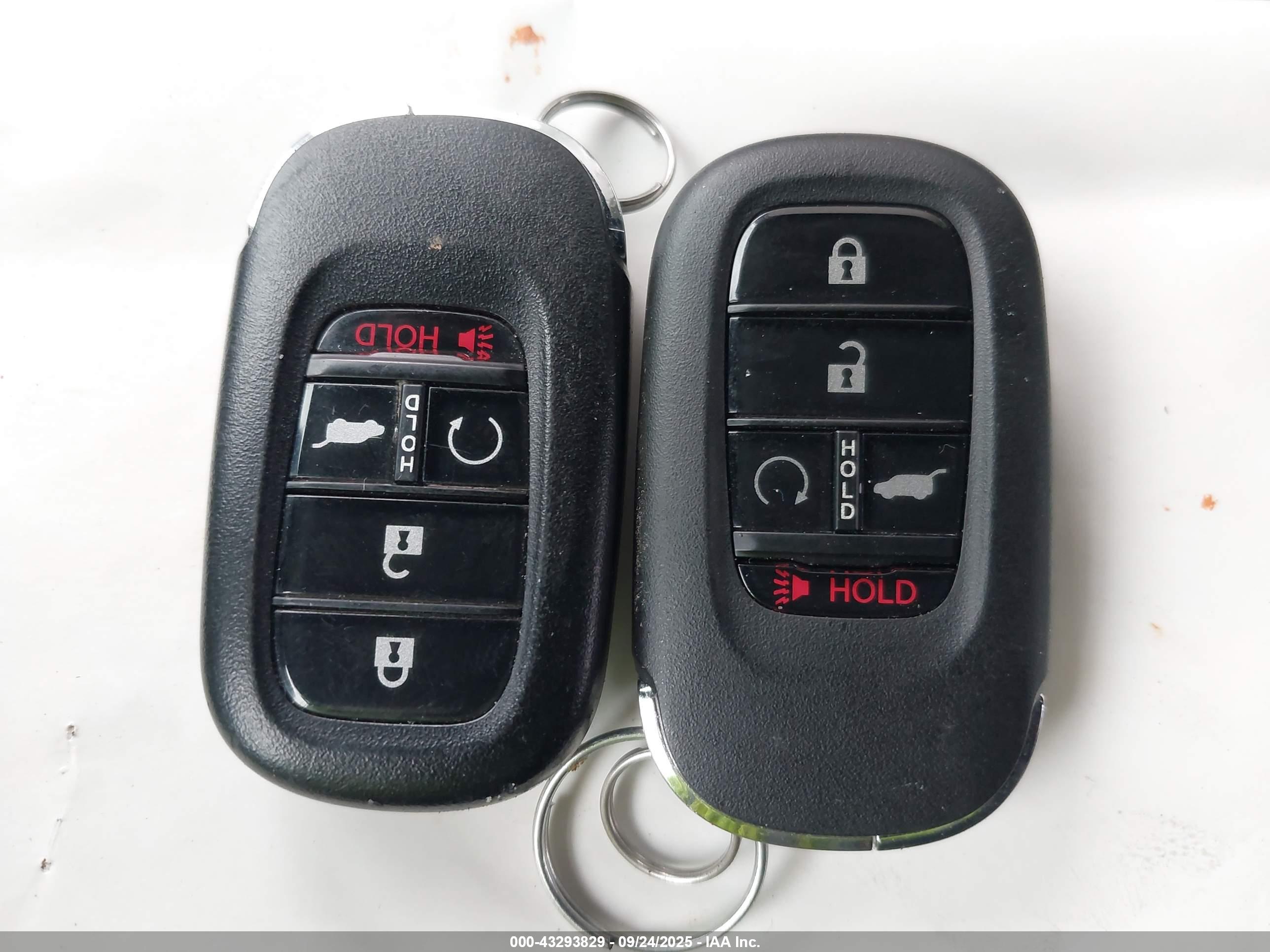 HONDA CR-V image 11