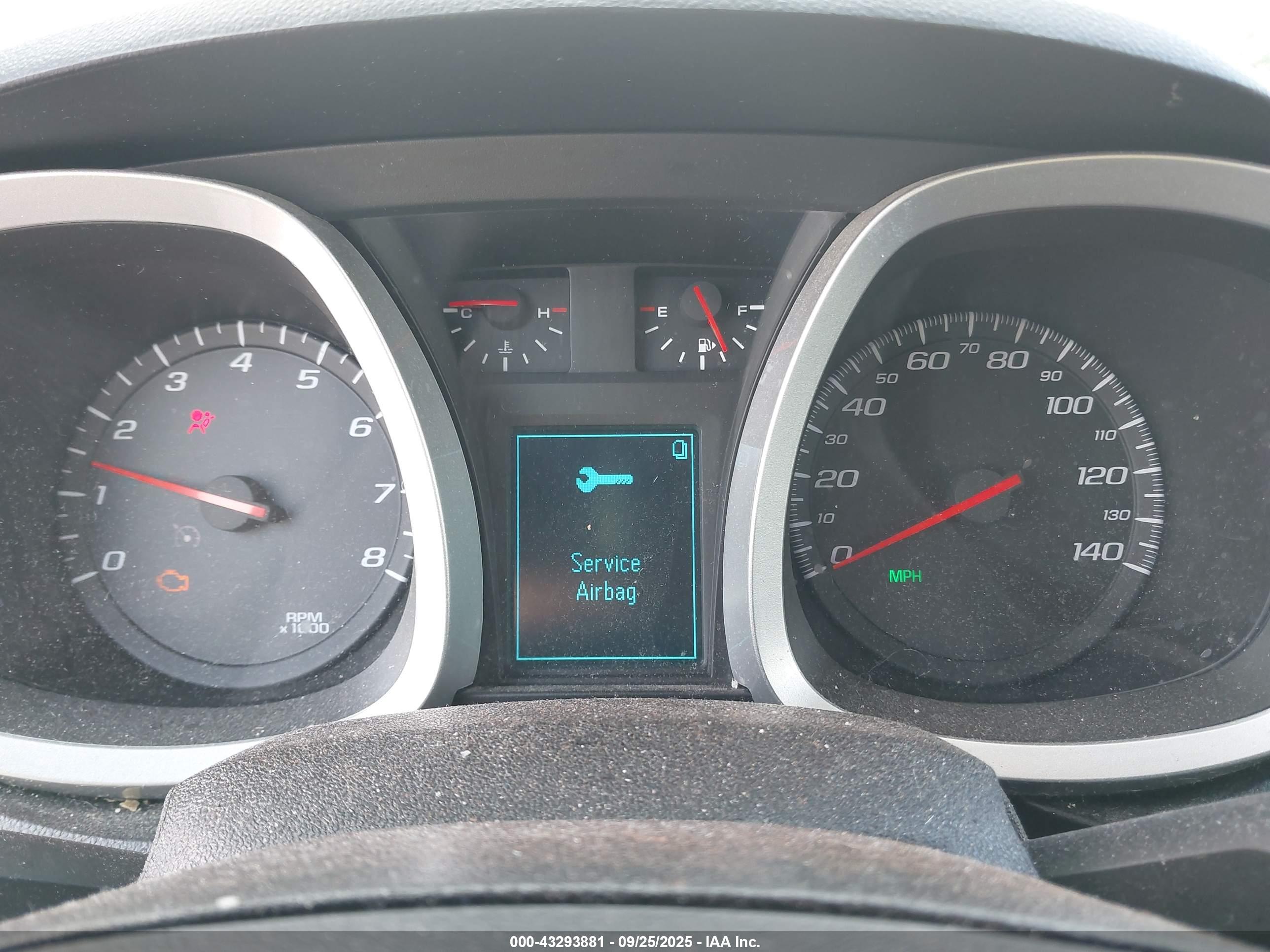 CHEVROLET EQUINOX image 7