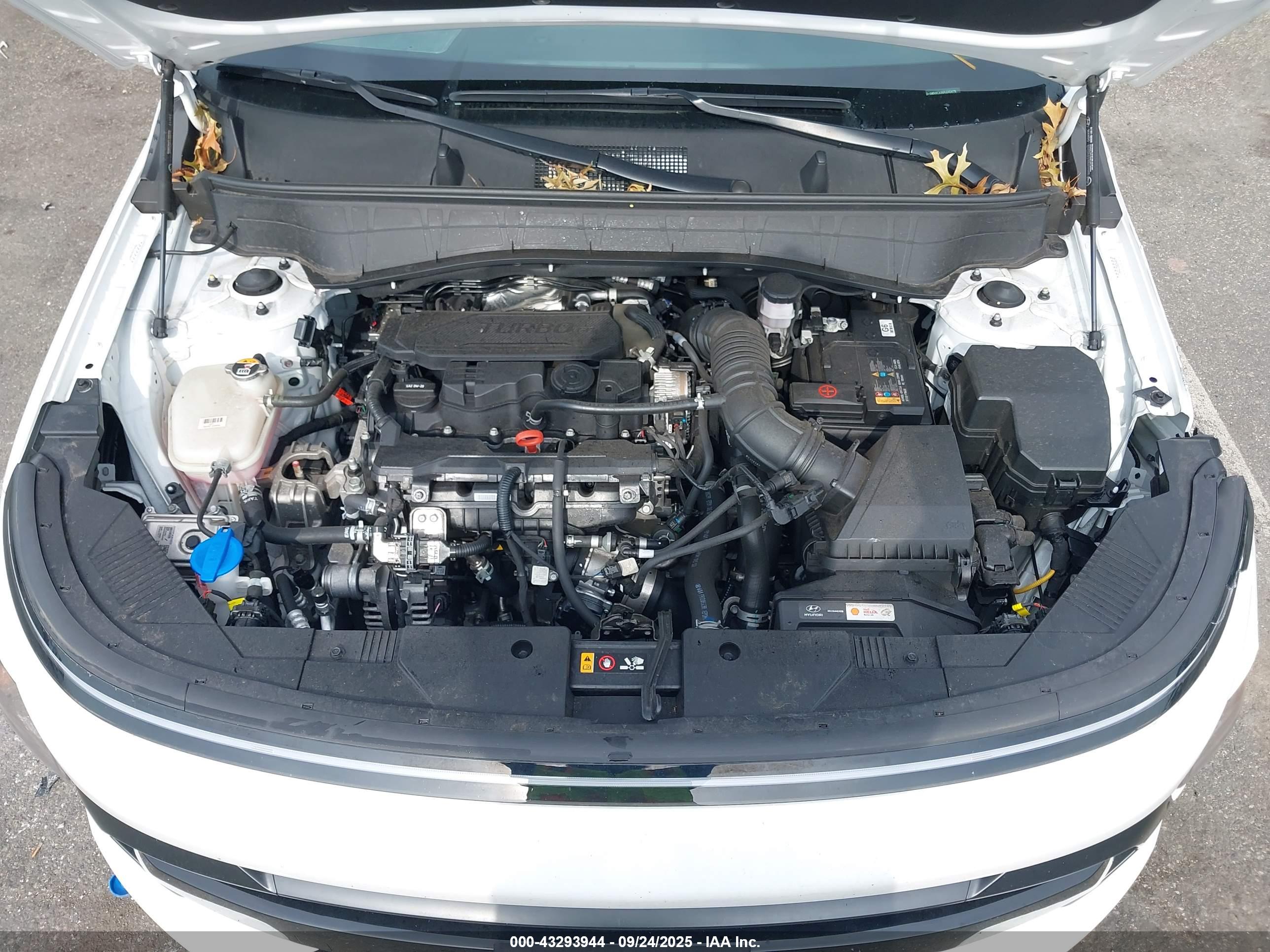 HYUNDAI KONA image 10