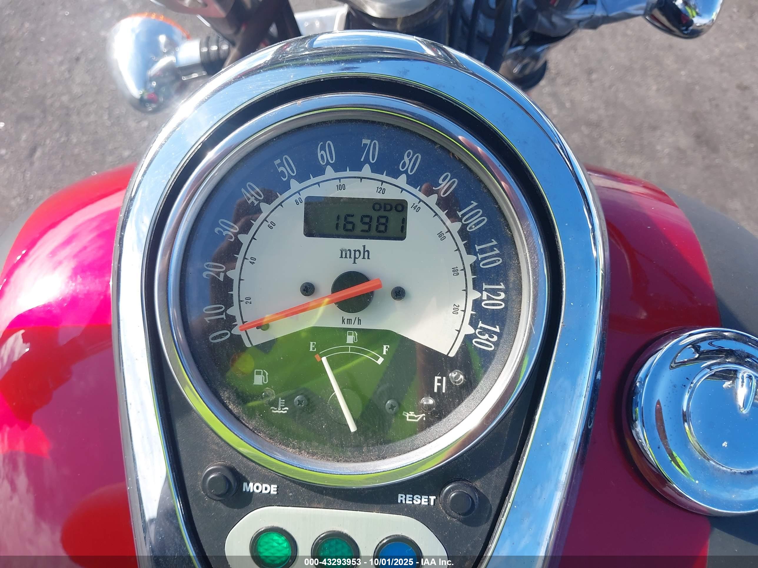 KAWASAKI VN900 image 7