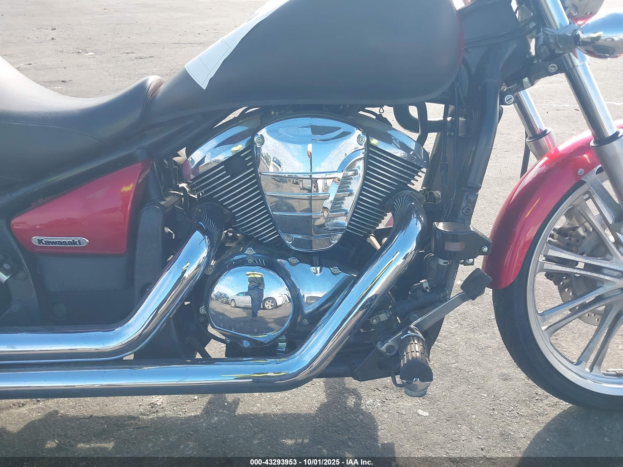 KAWASAKI VN900 image 8