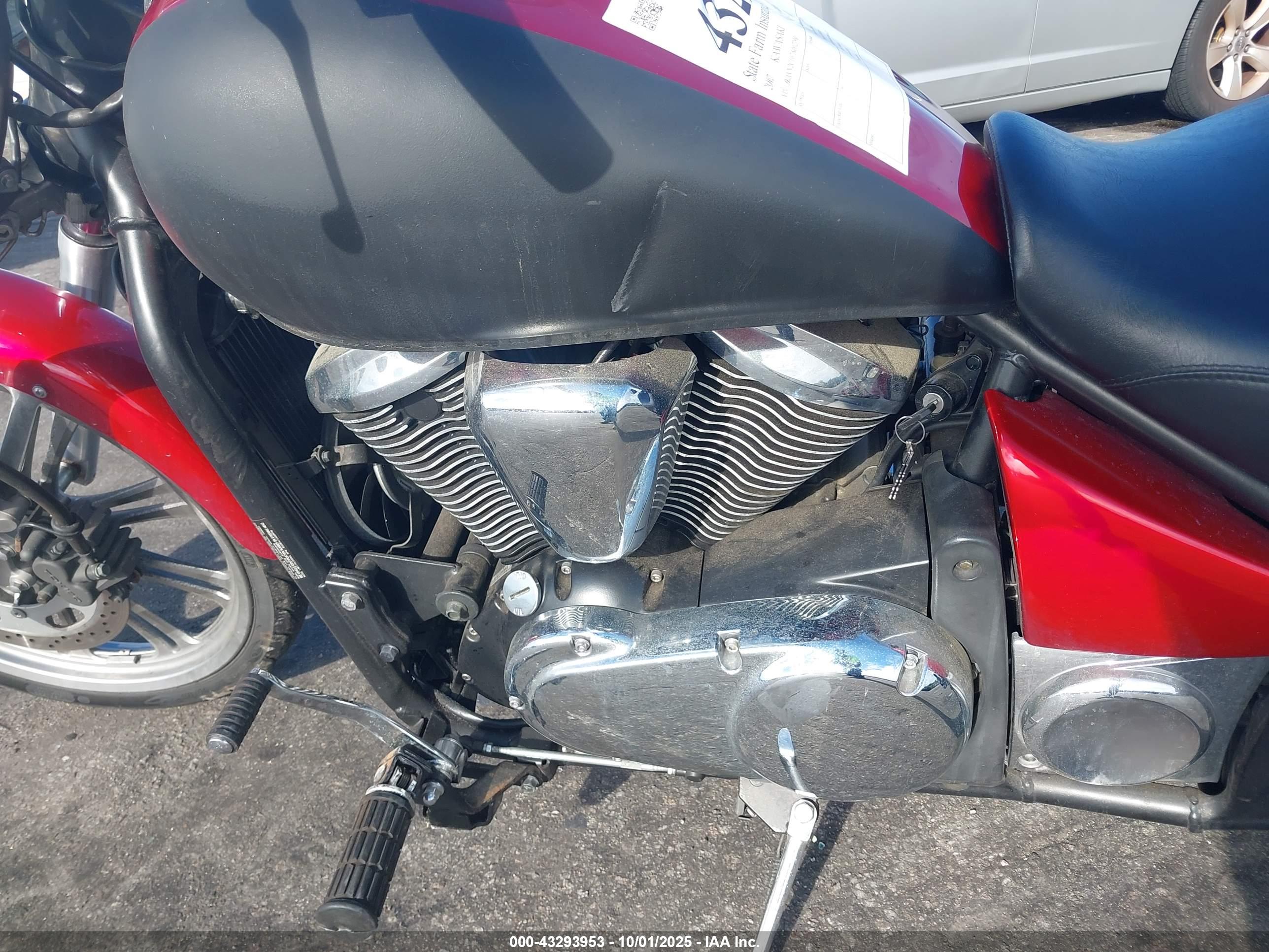 KAWASAKI VN900 image 9