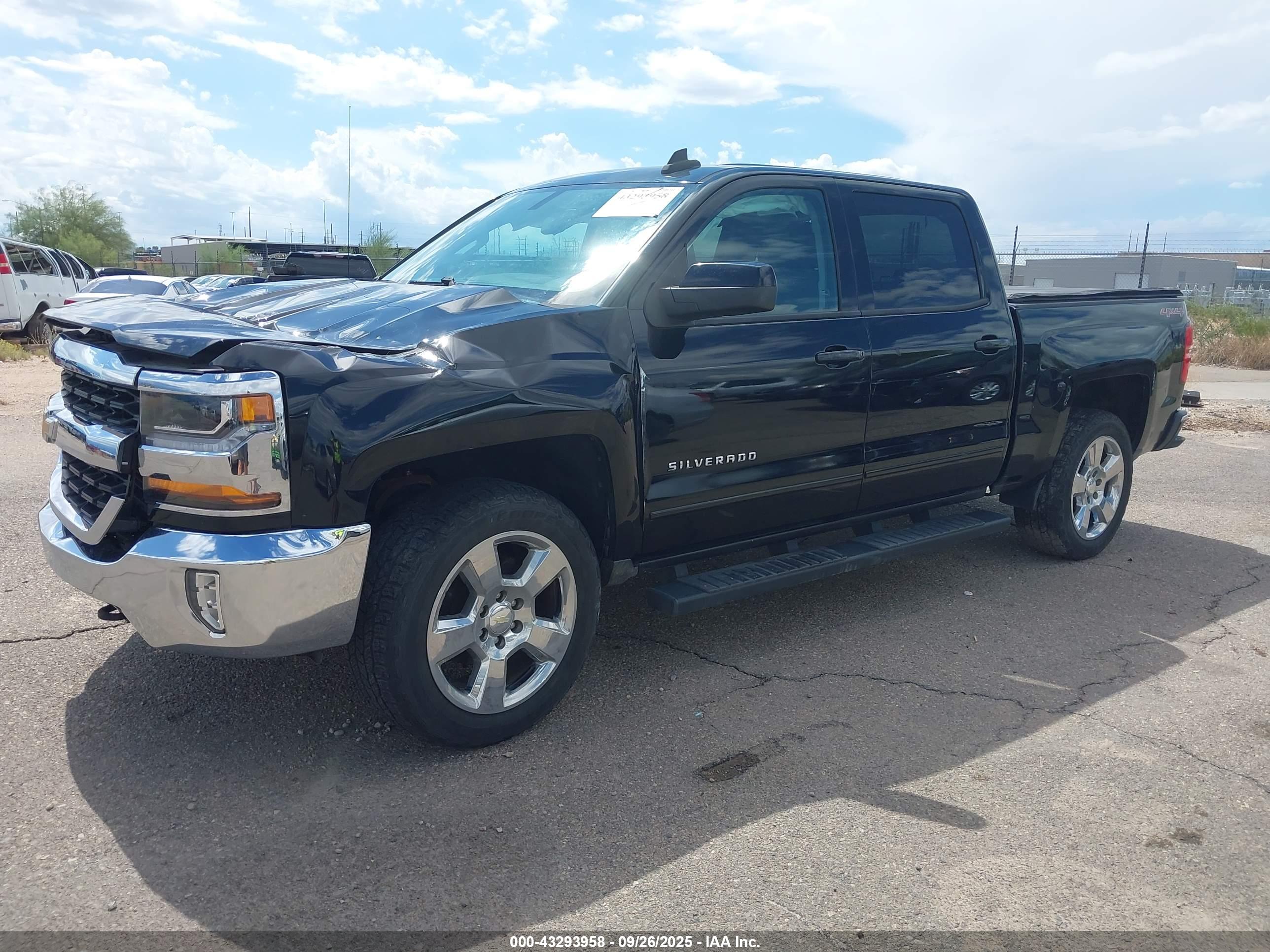 CHEVROLET SILVERADO image 2