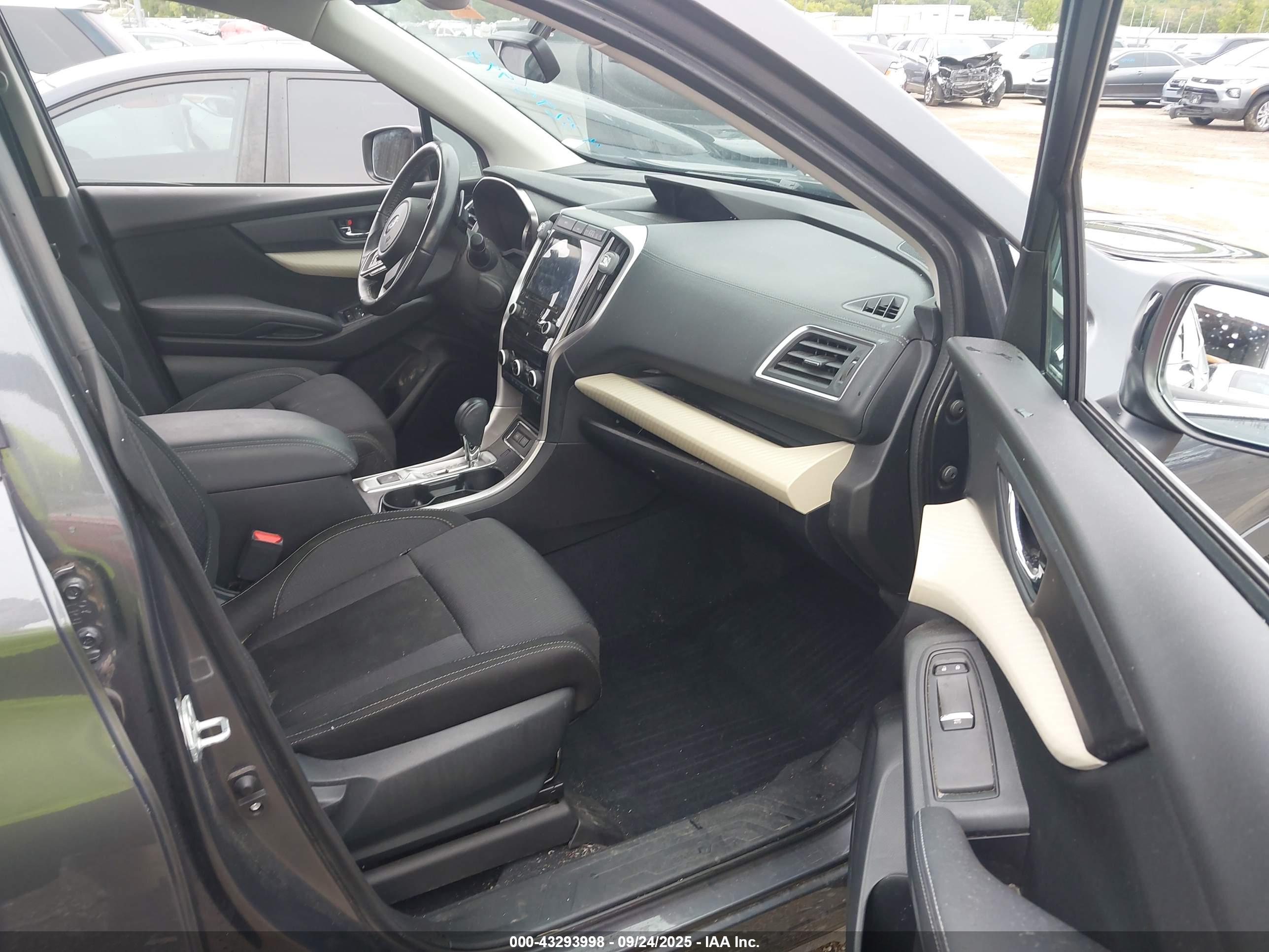 SUBARU ASCENT image 5