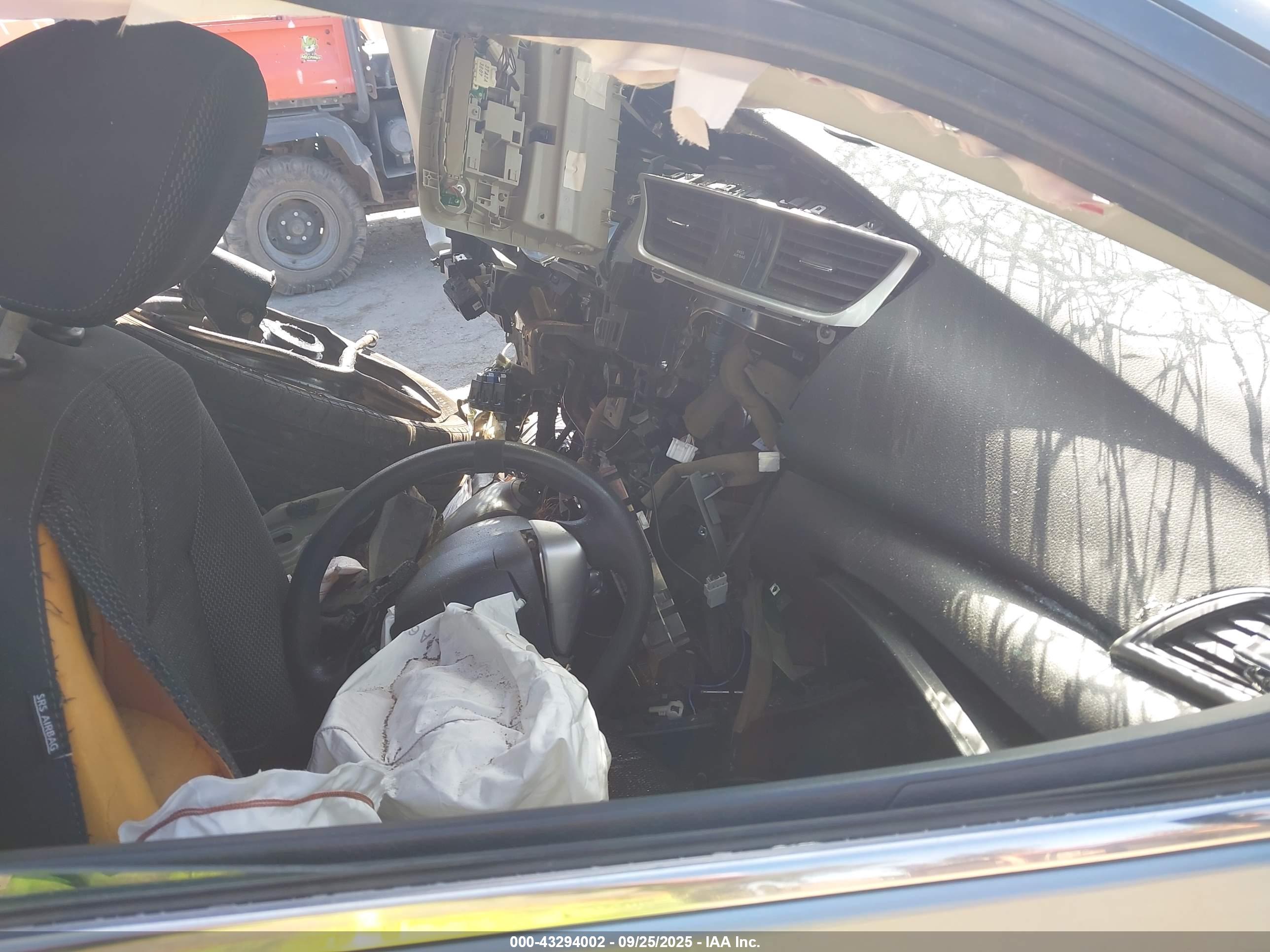 NISSAN SENTRA image 5