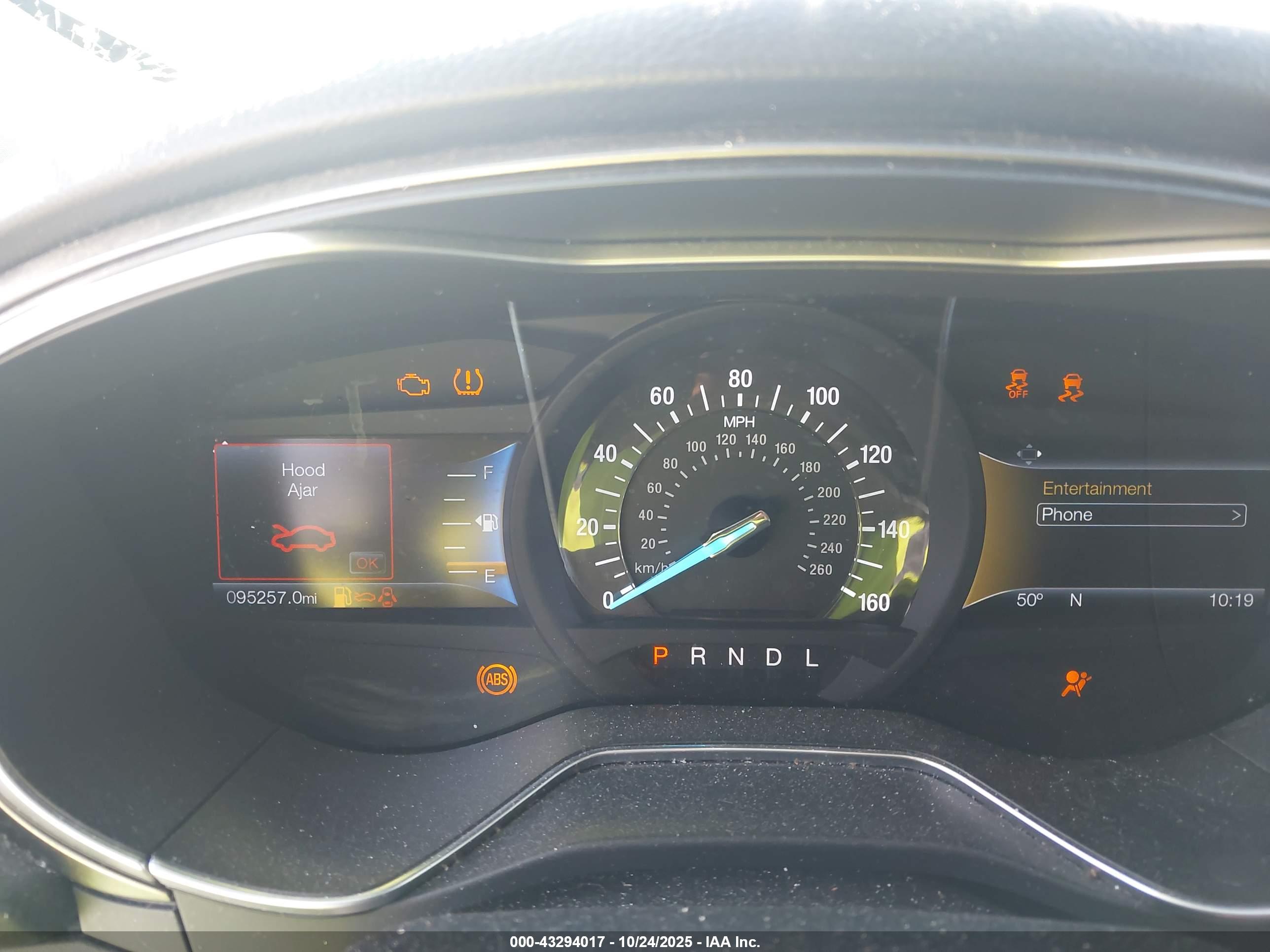 FORD FUSION image 7