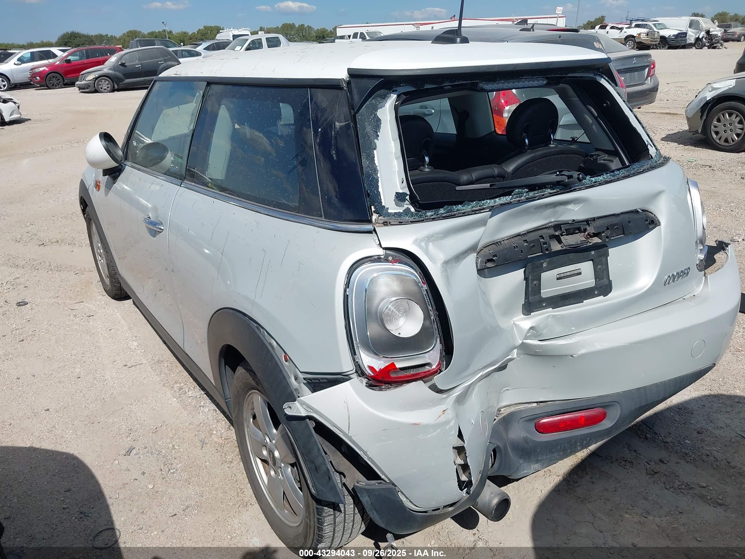 MINI HARDTOP image 3