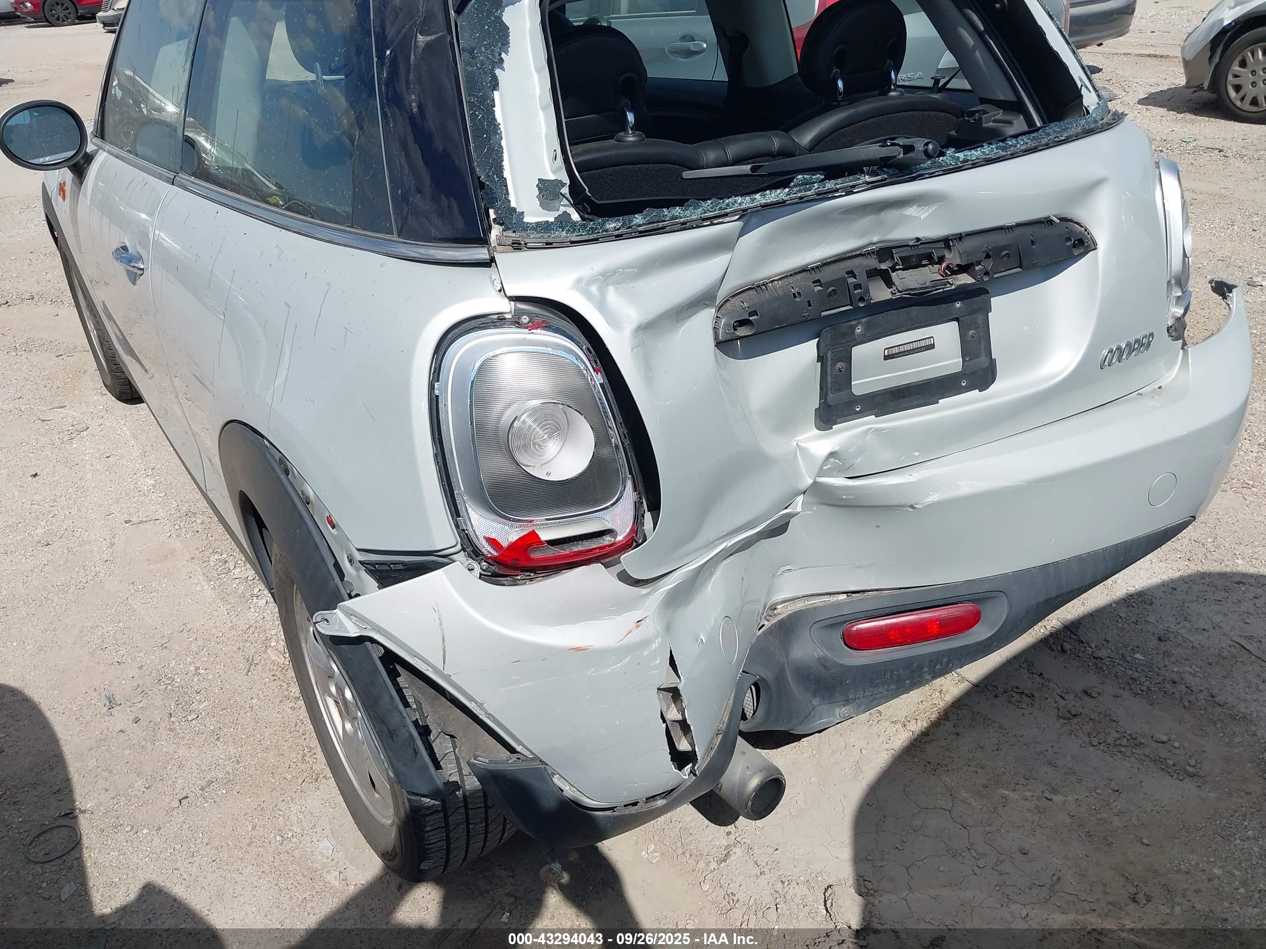 MINI HARDTOP image 6