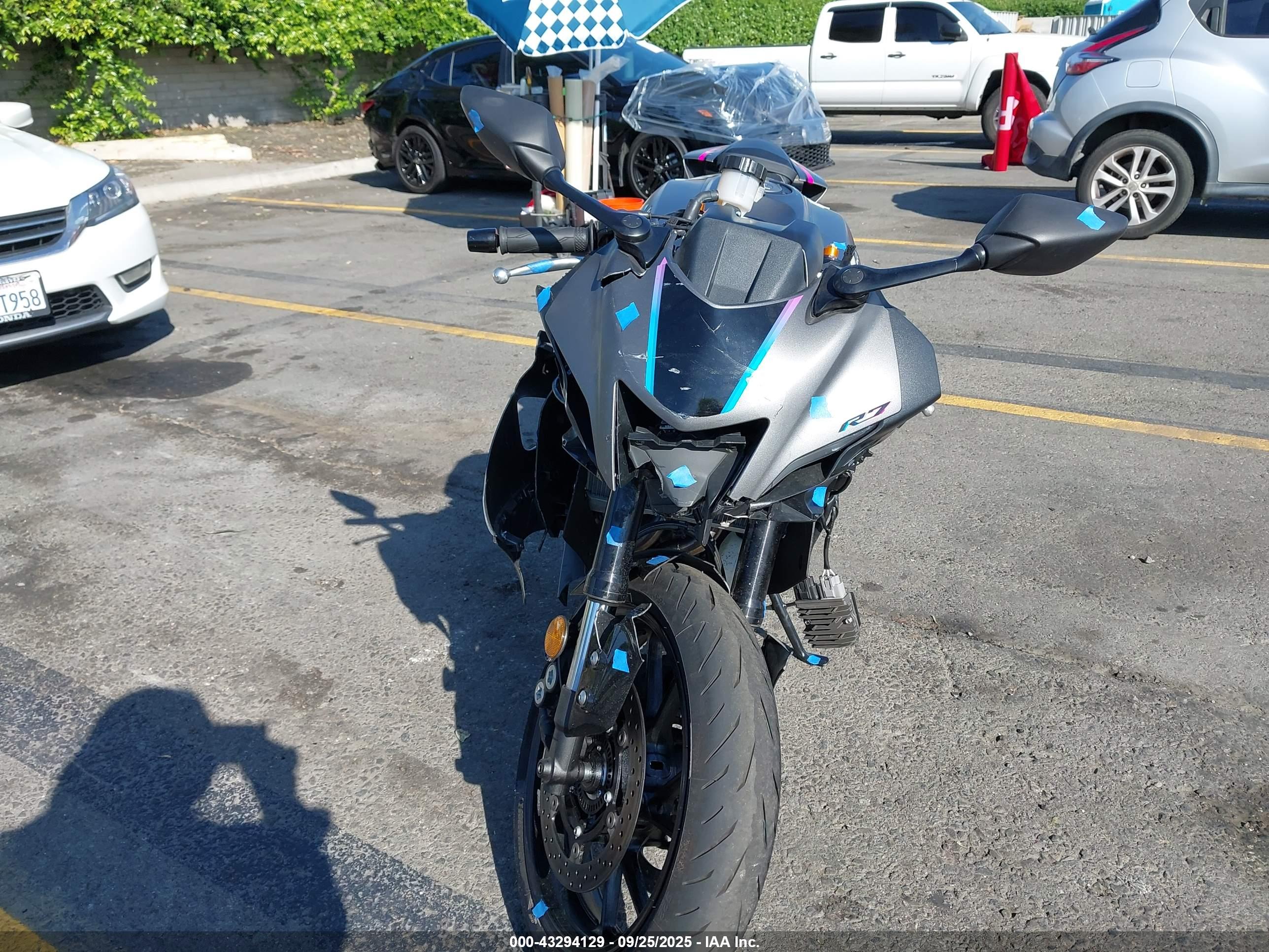 YAMAHA YZFR7 image 5