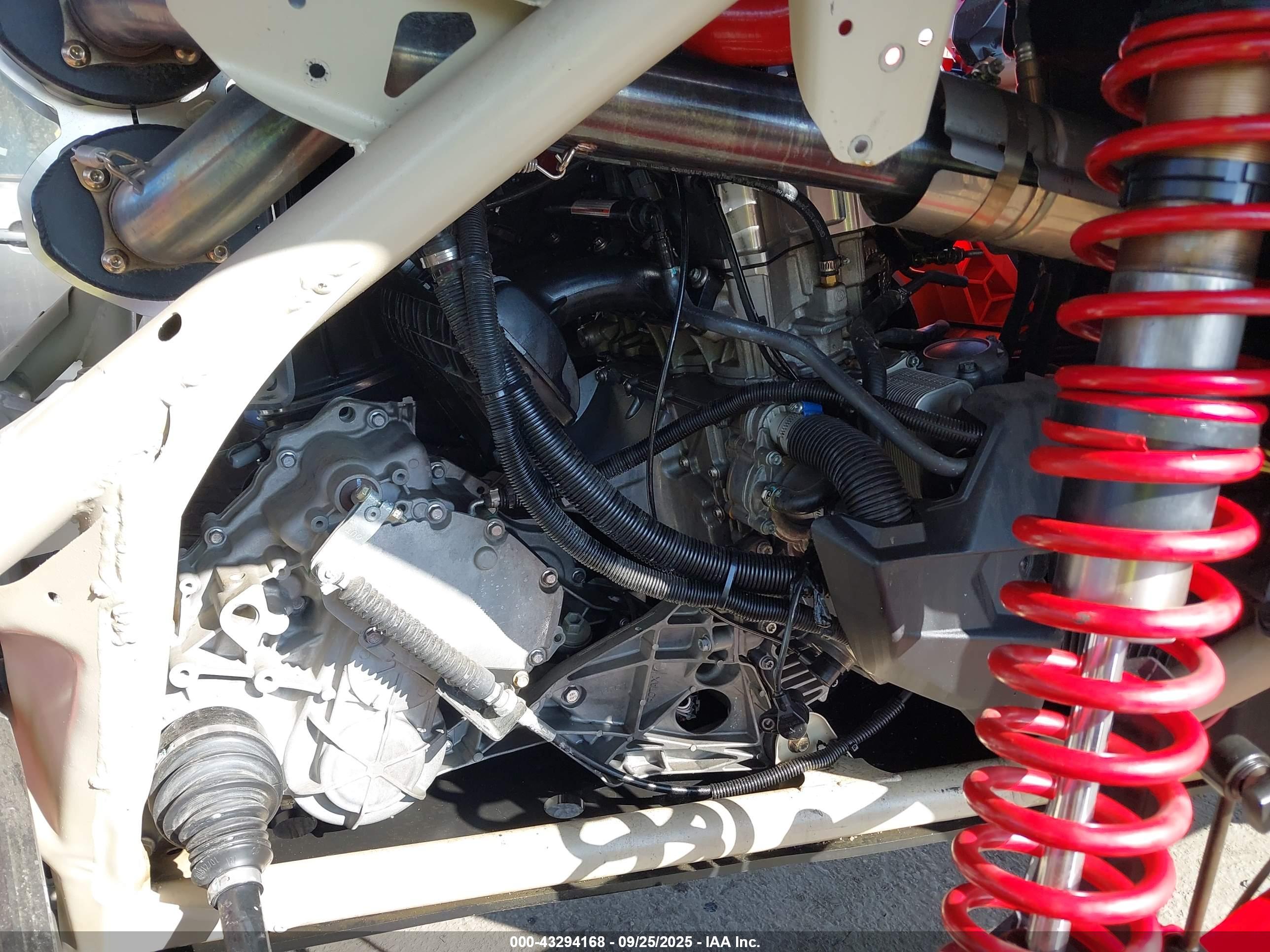 CAN-AM MAVERICK image 8