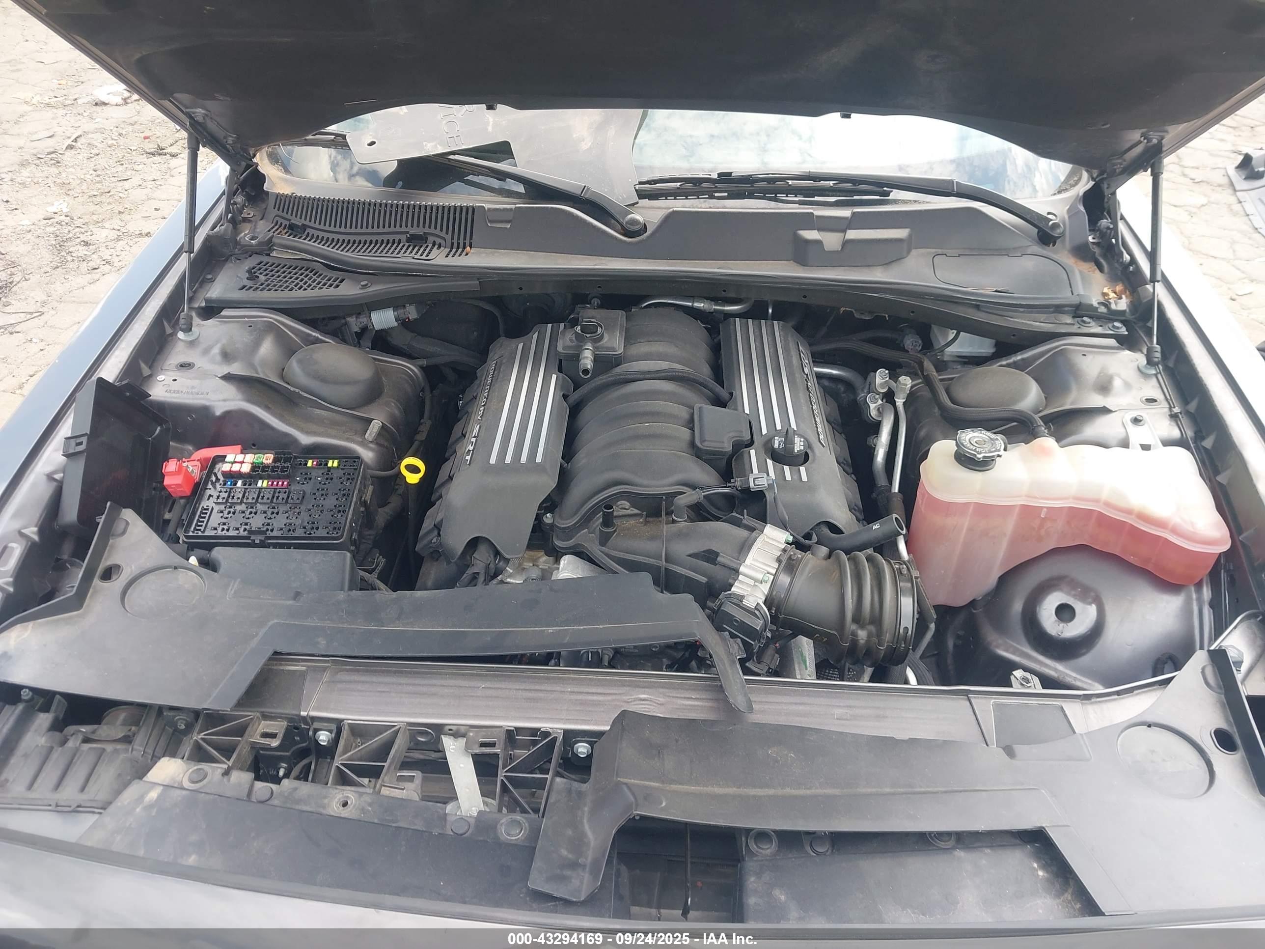 DODGE CHALLENGER image 10