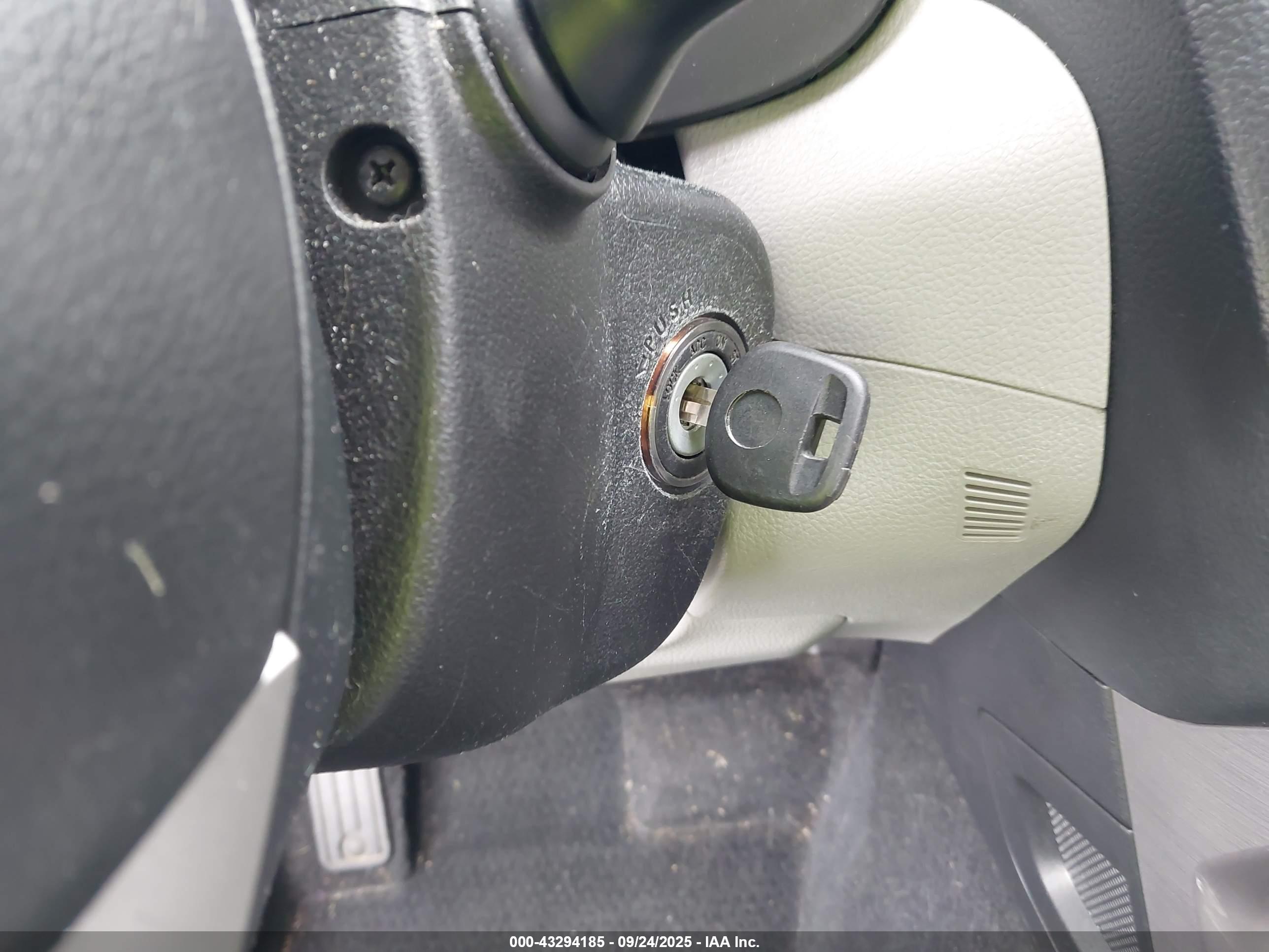 SUBARU FORESTER image 11