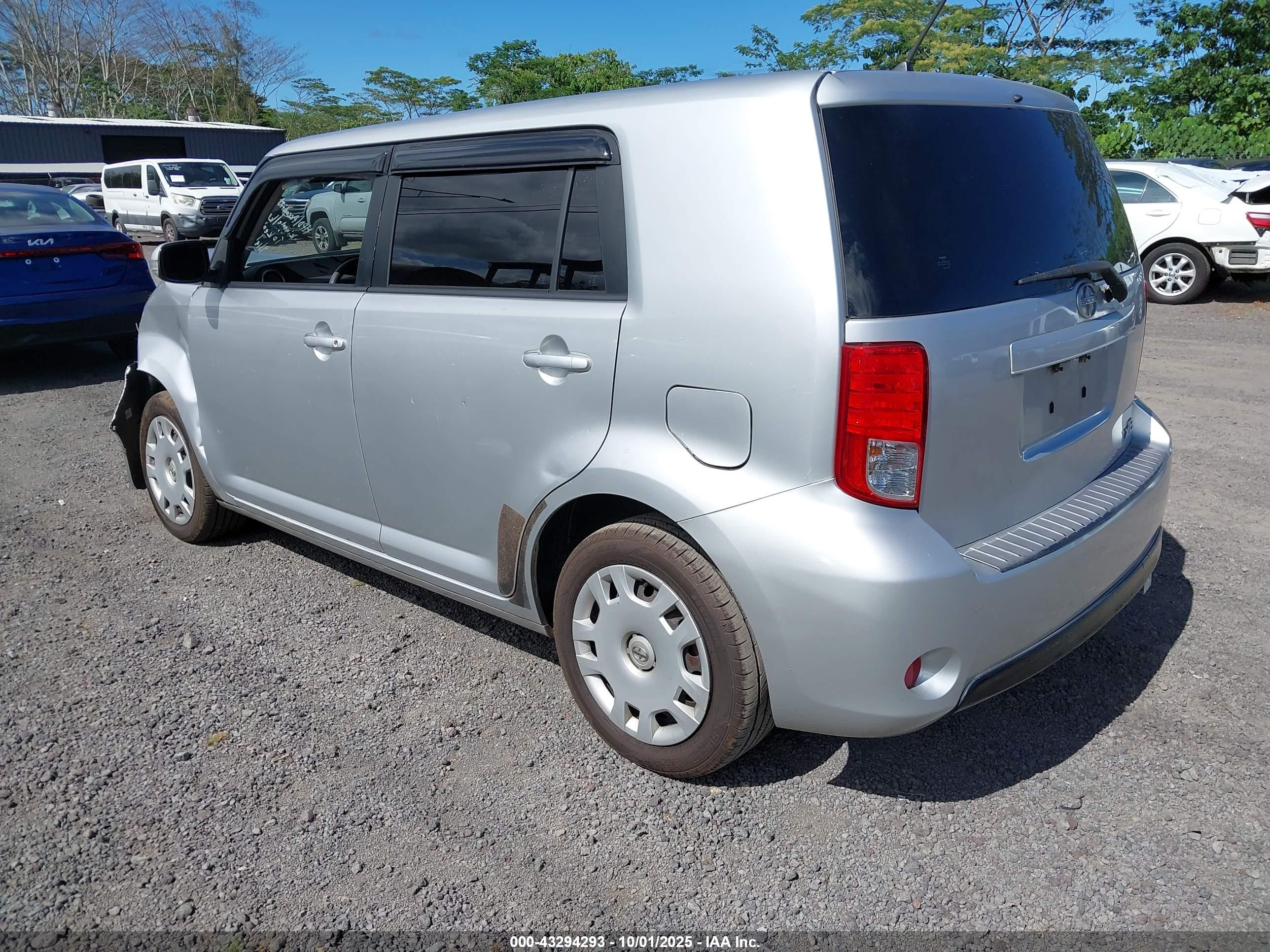 SCION XB image 3