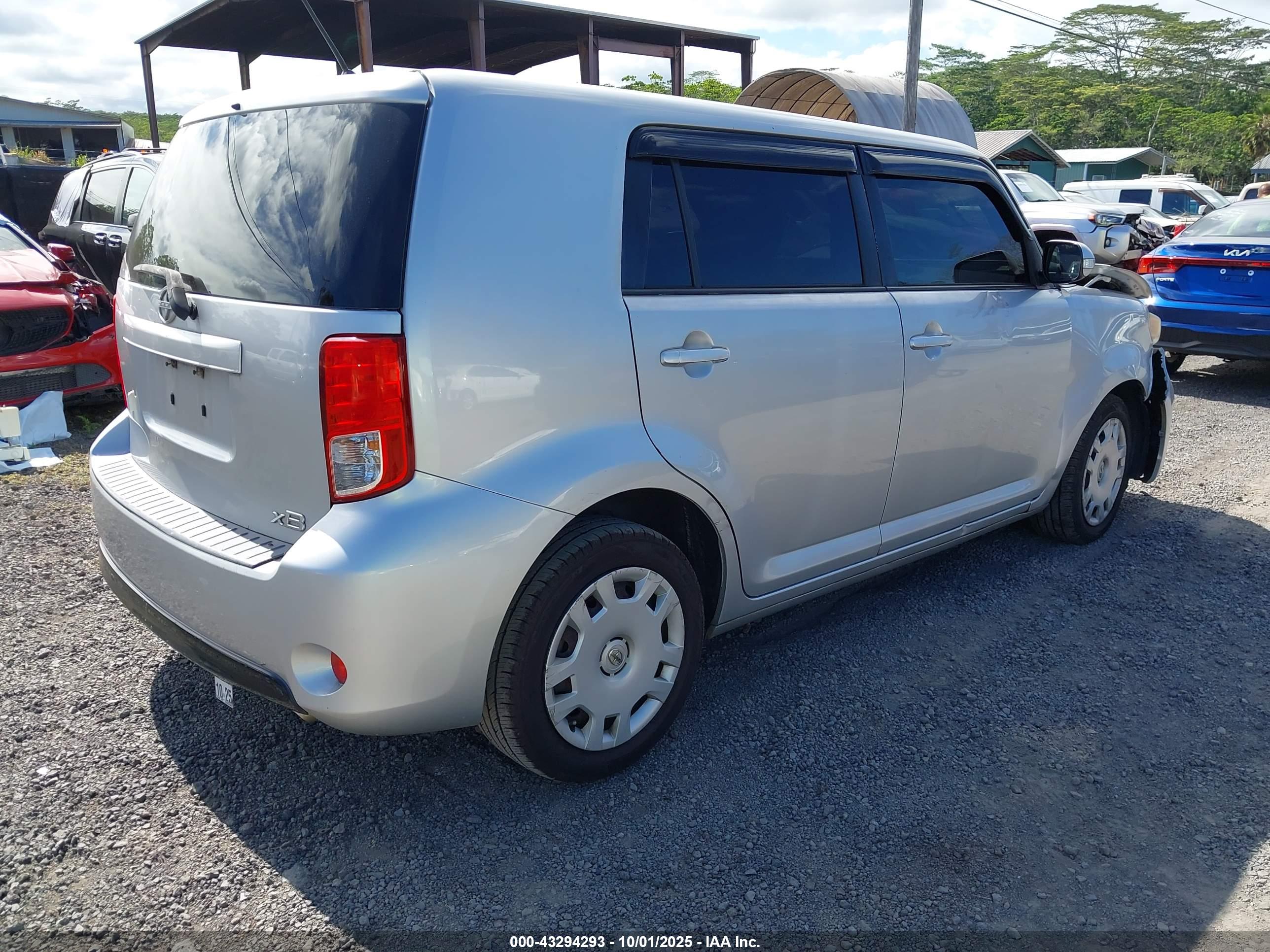 SCION XB image 4