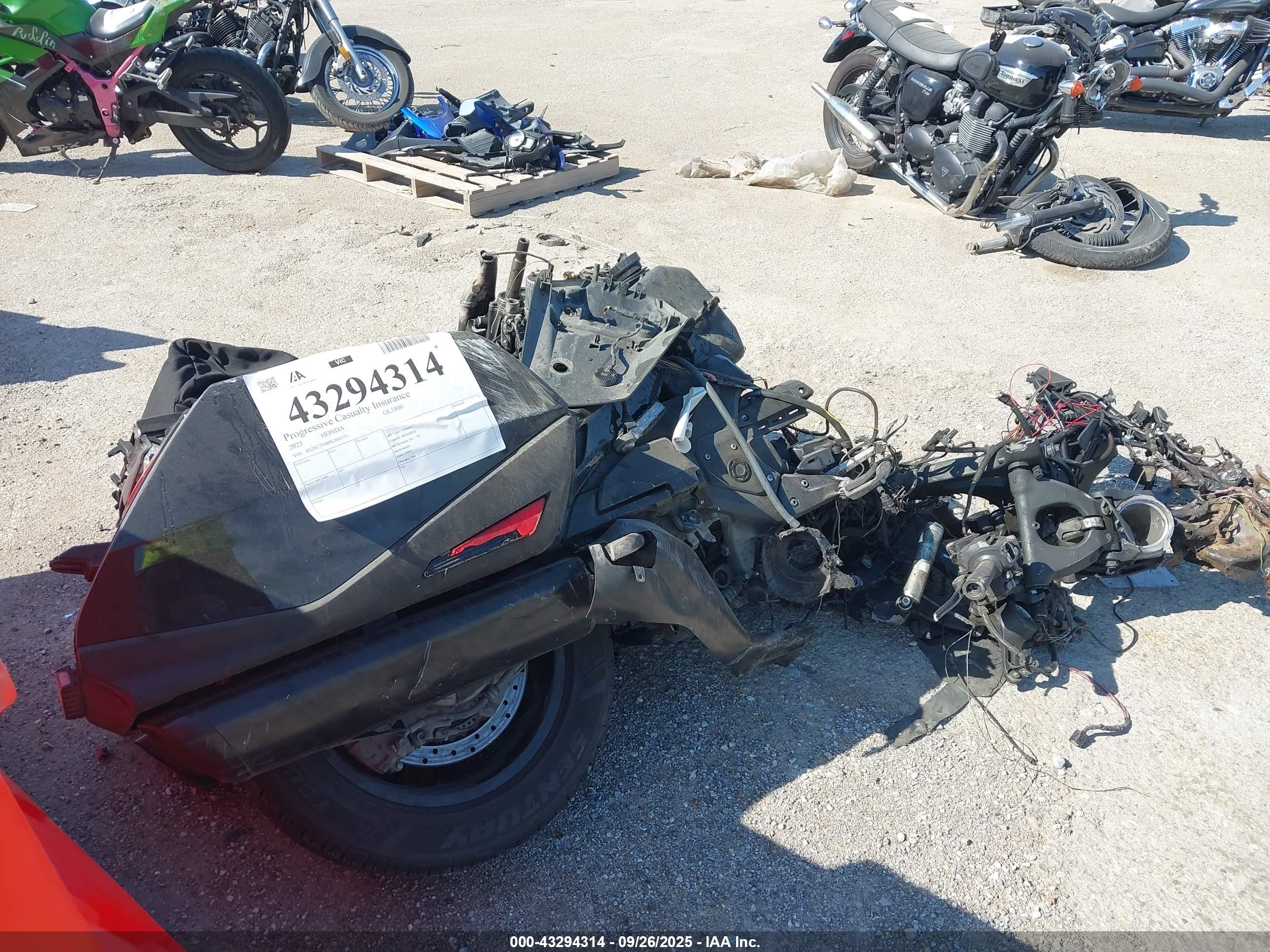 HONDA GL1800 image 4