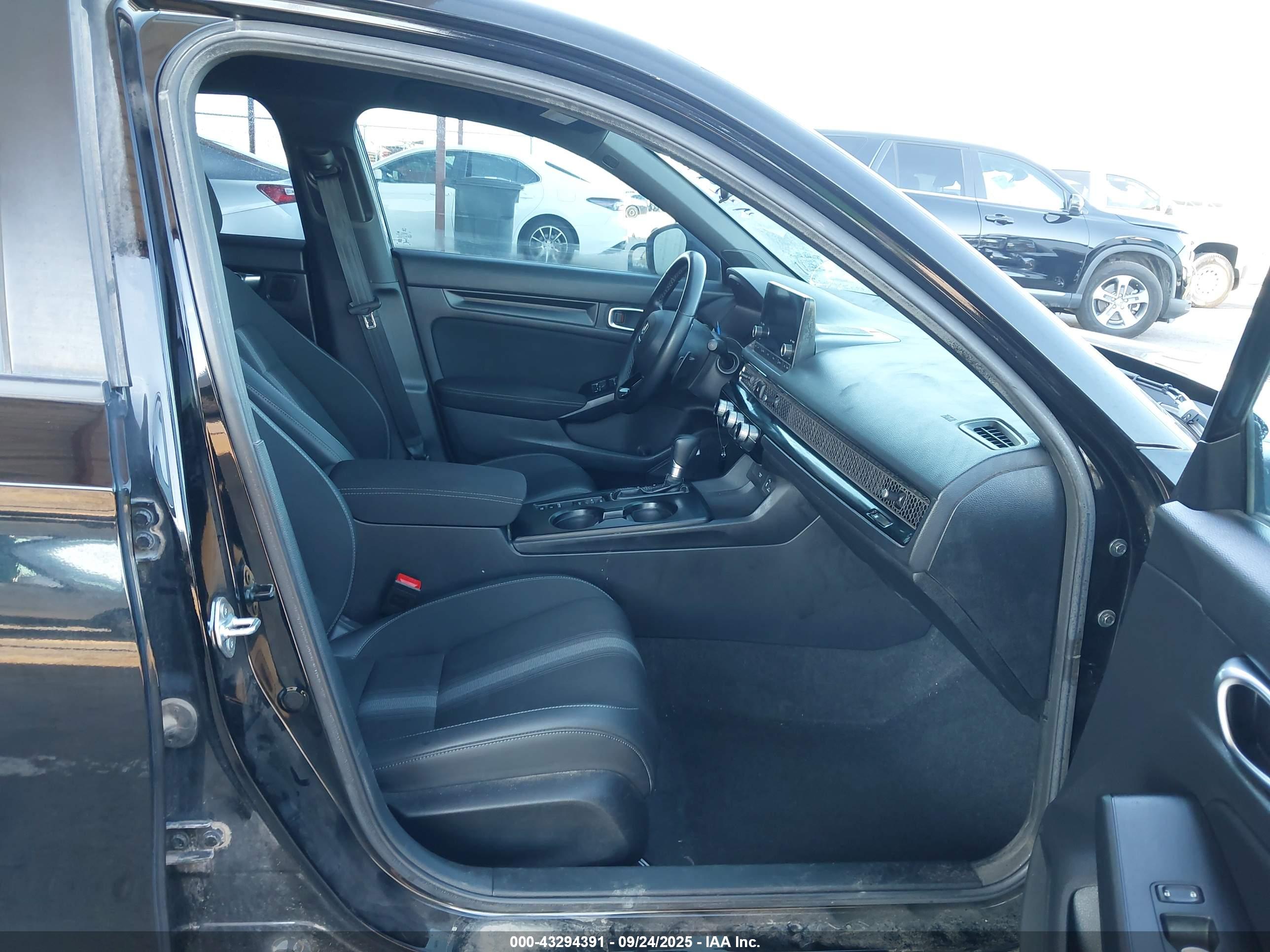 HONDA CIVIC image 5