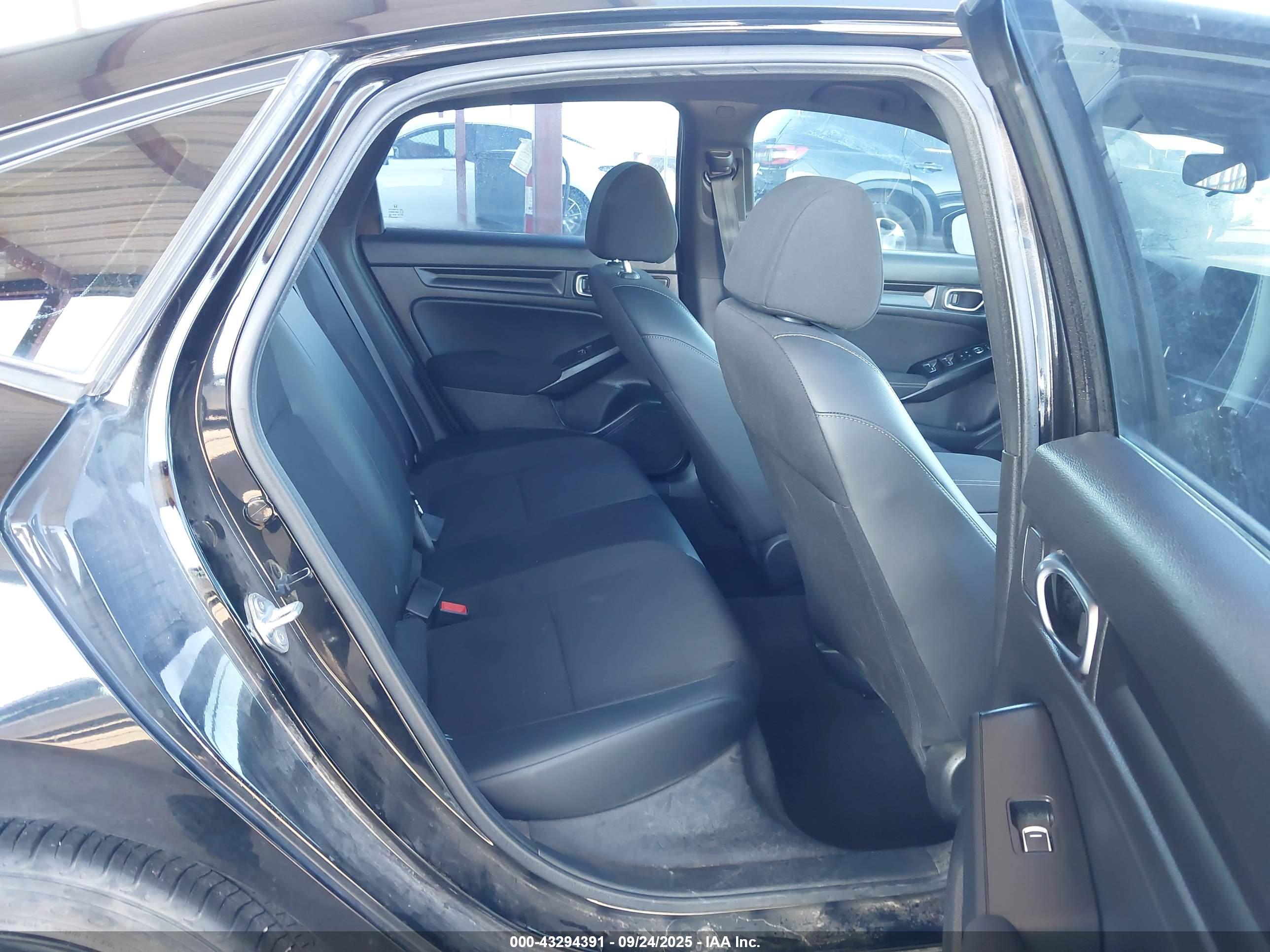 HONDA CIVIC image 8