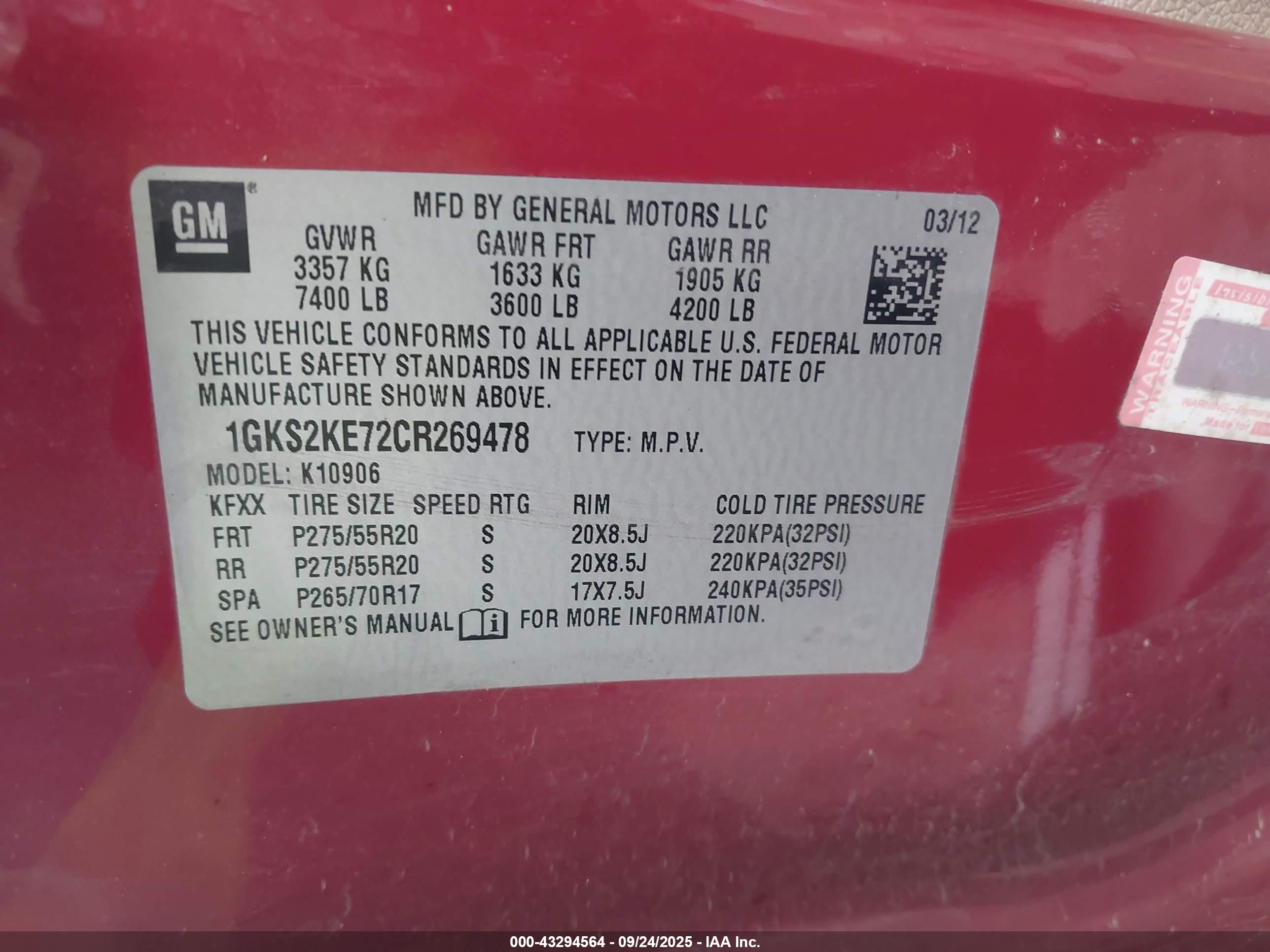 GMC YUKON image 9
