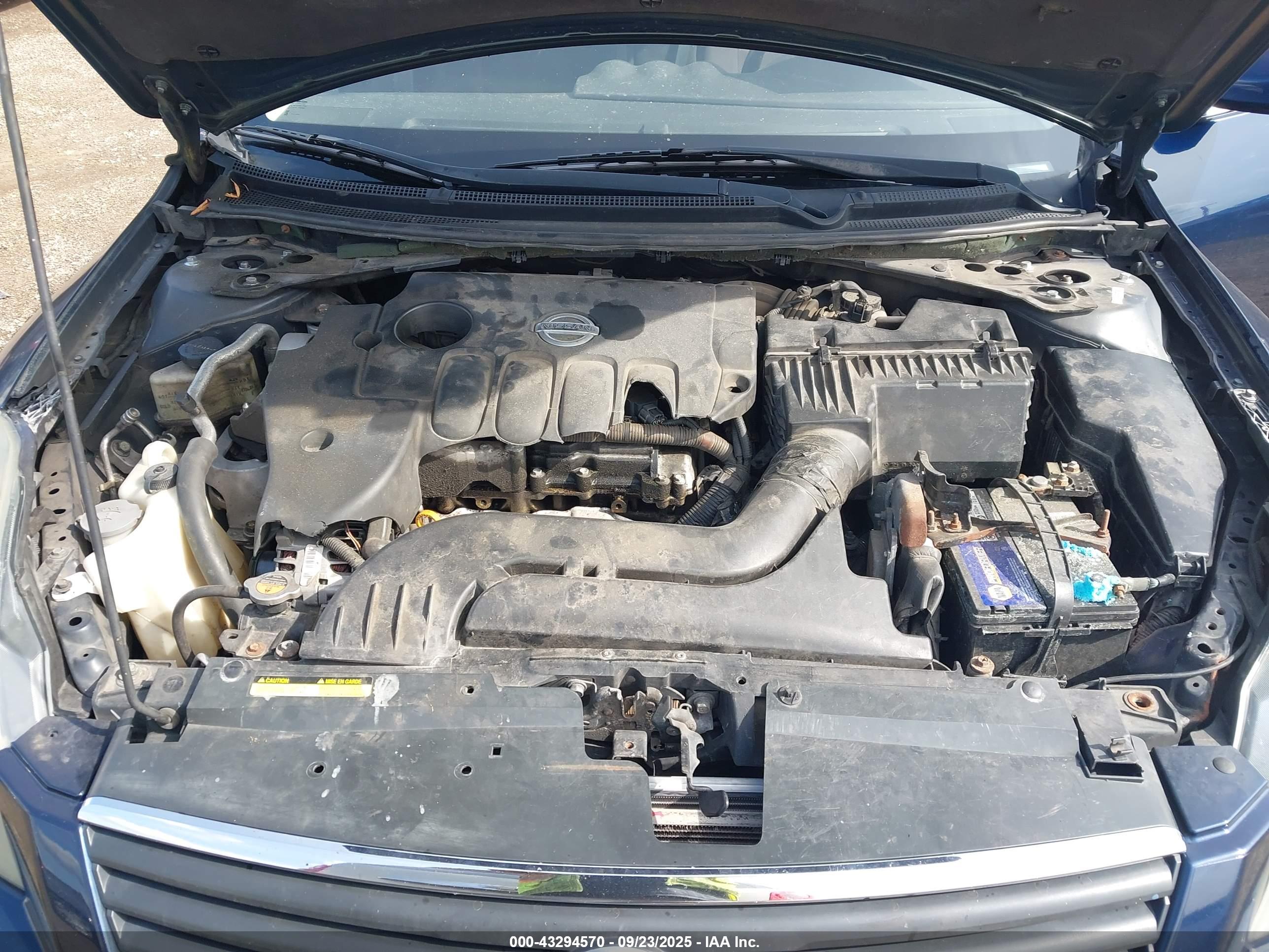 NISSAN ALTIMA image 10