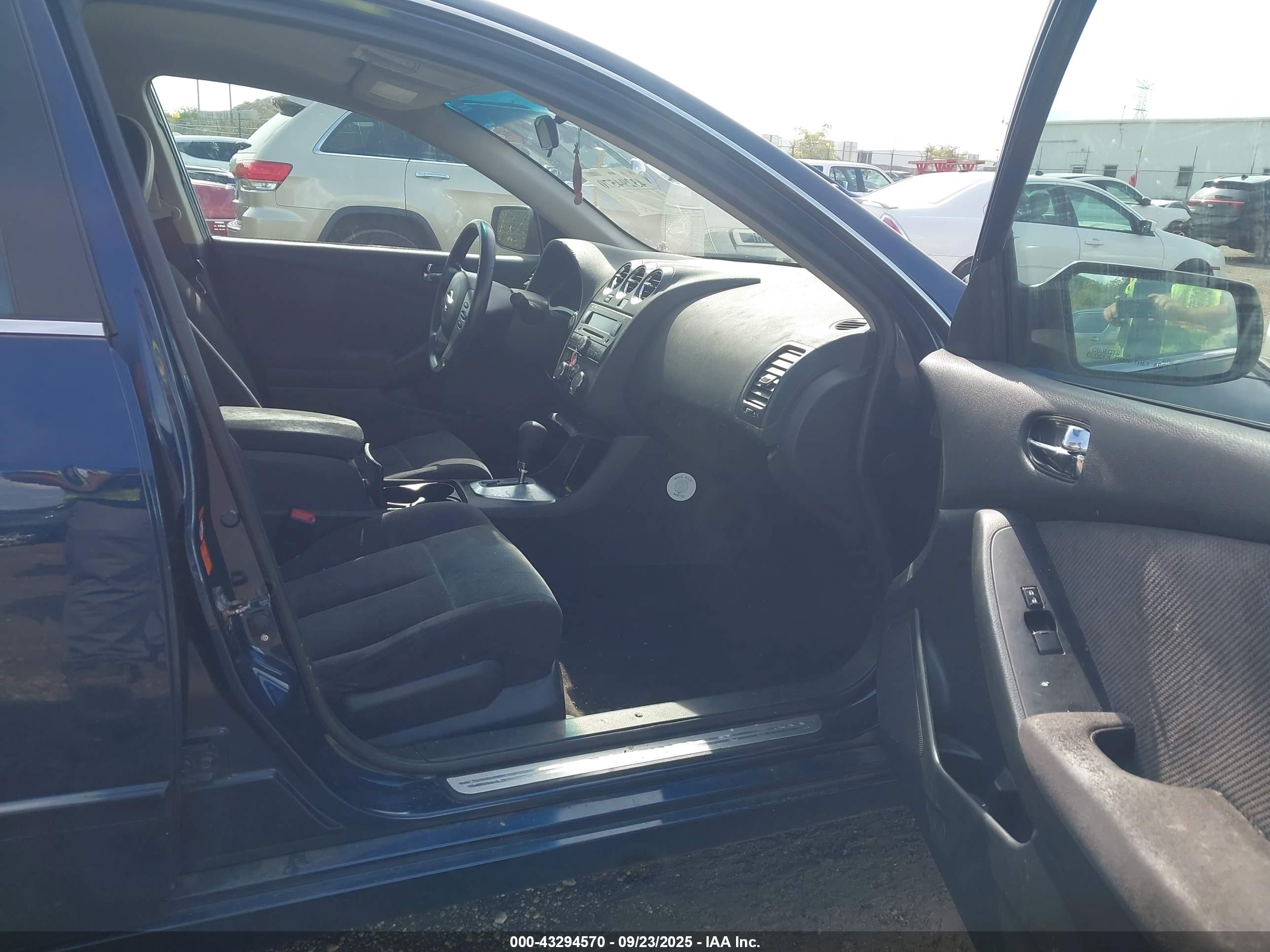 NISSAN ALTIMA image 5