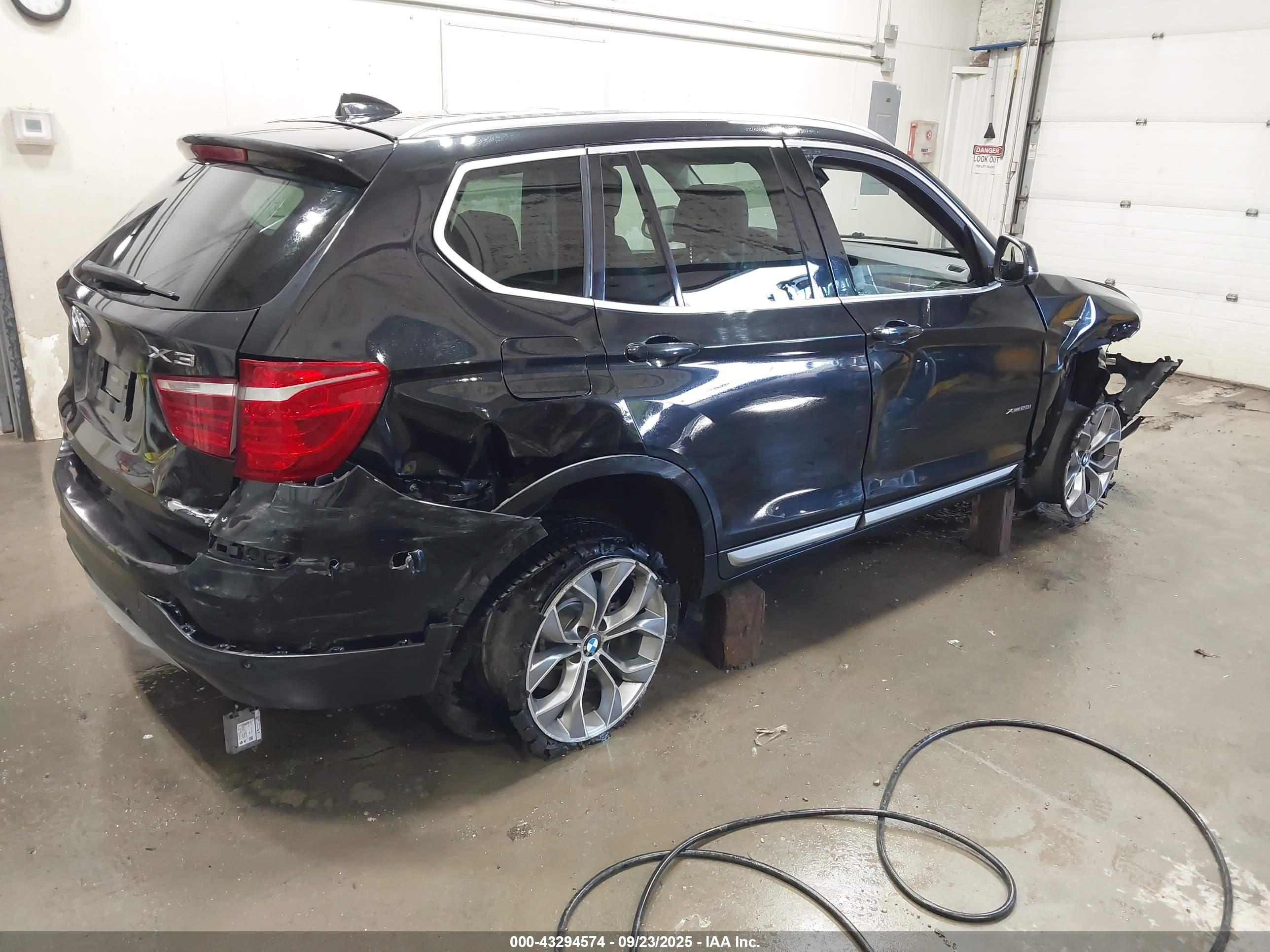 BMW X3 image 4