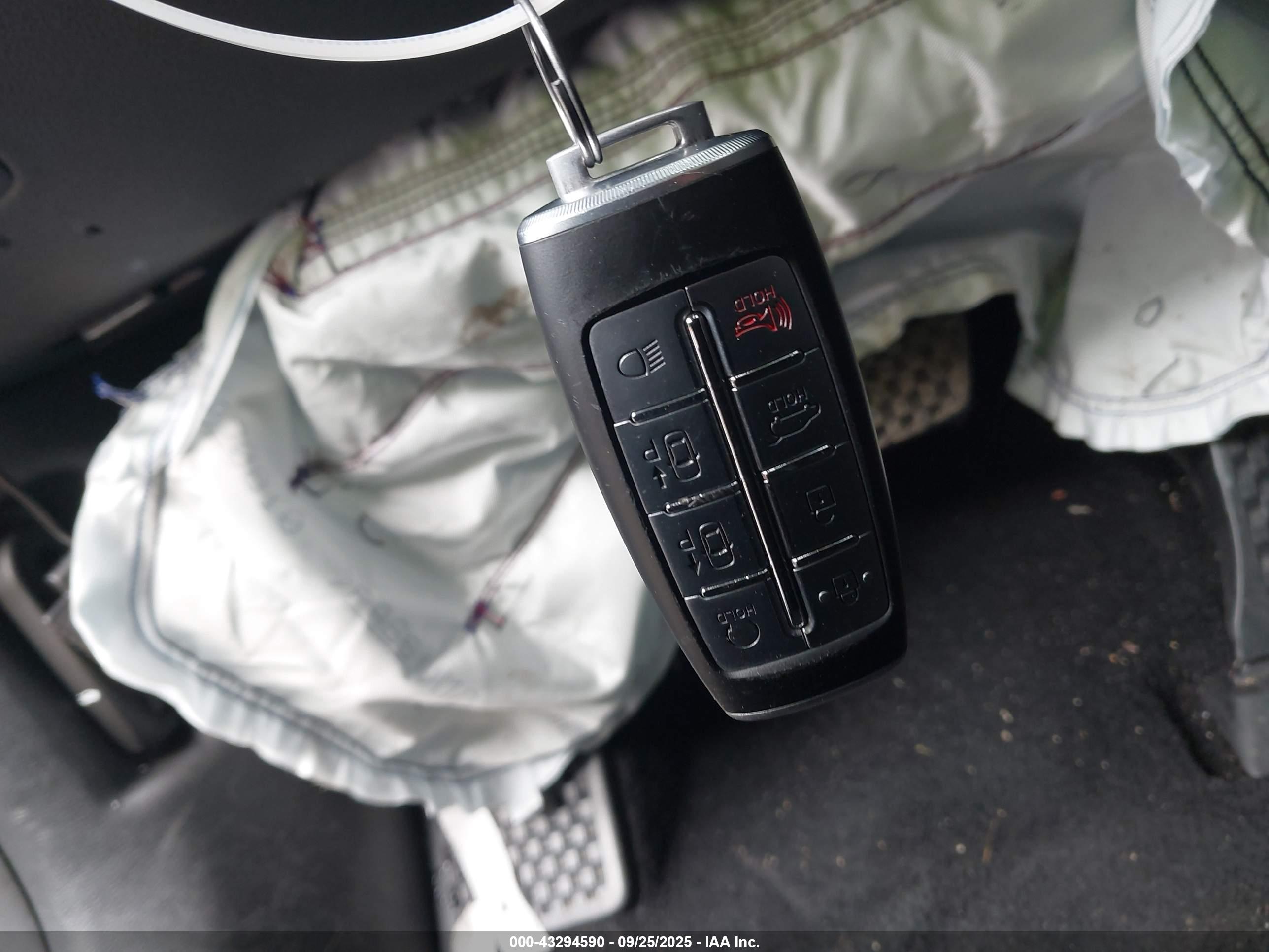 GENESIS GV80 image 11