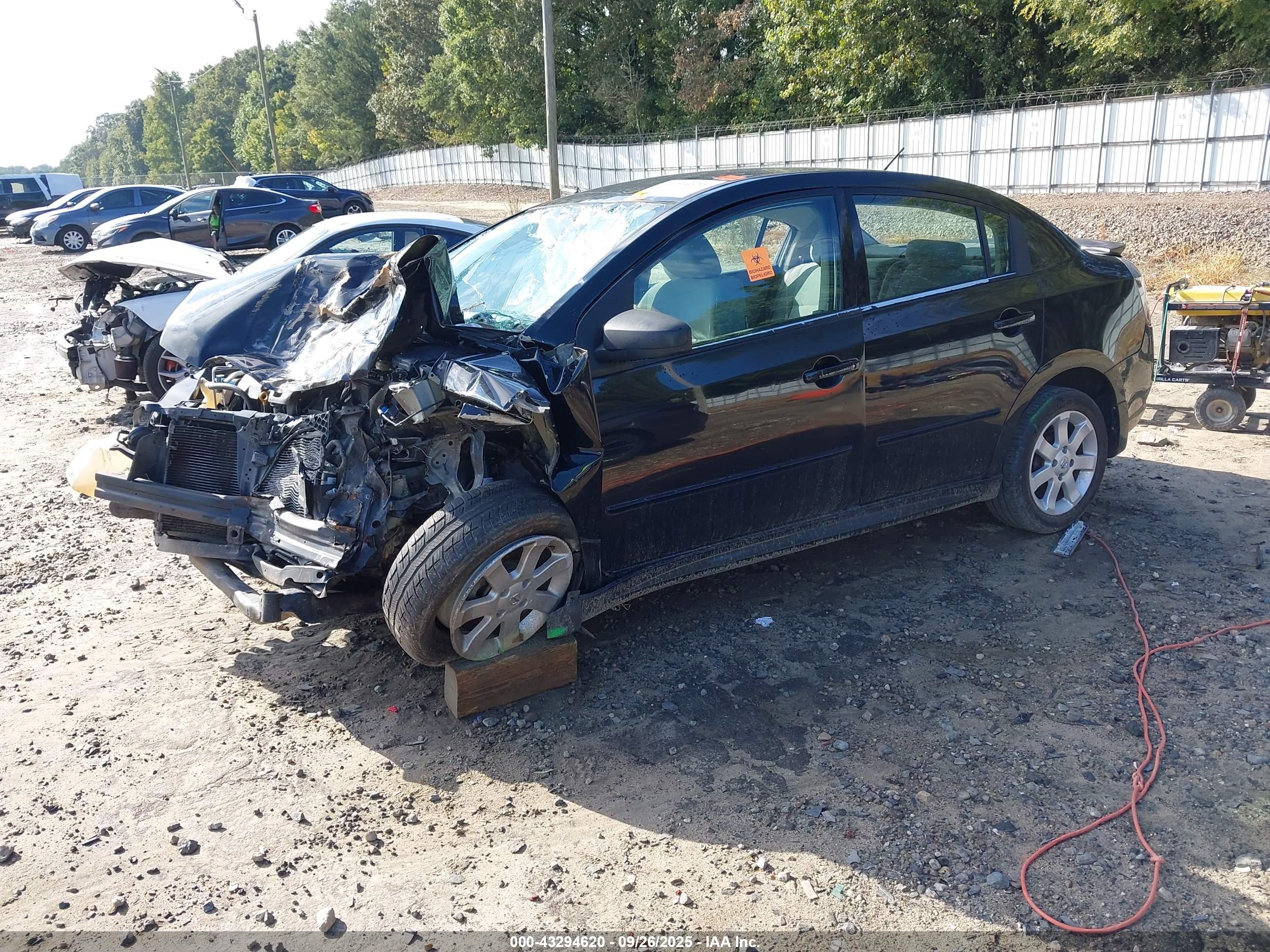 NISSAN SENTRA image 2