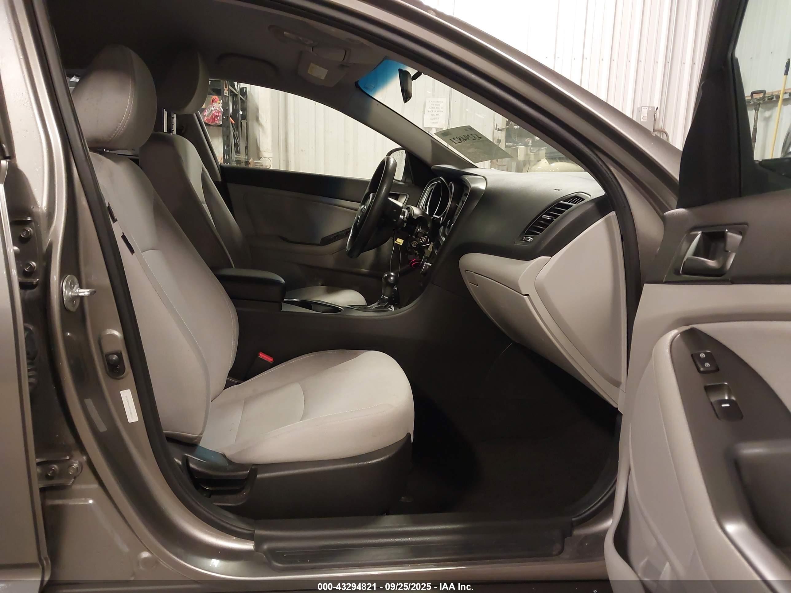 KIA OPTIMA image 5