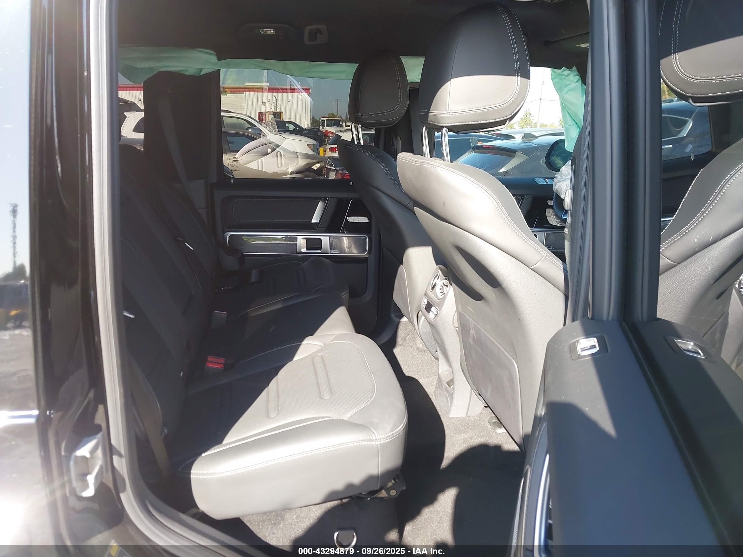 MERCEDES-BENZ G image 8