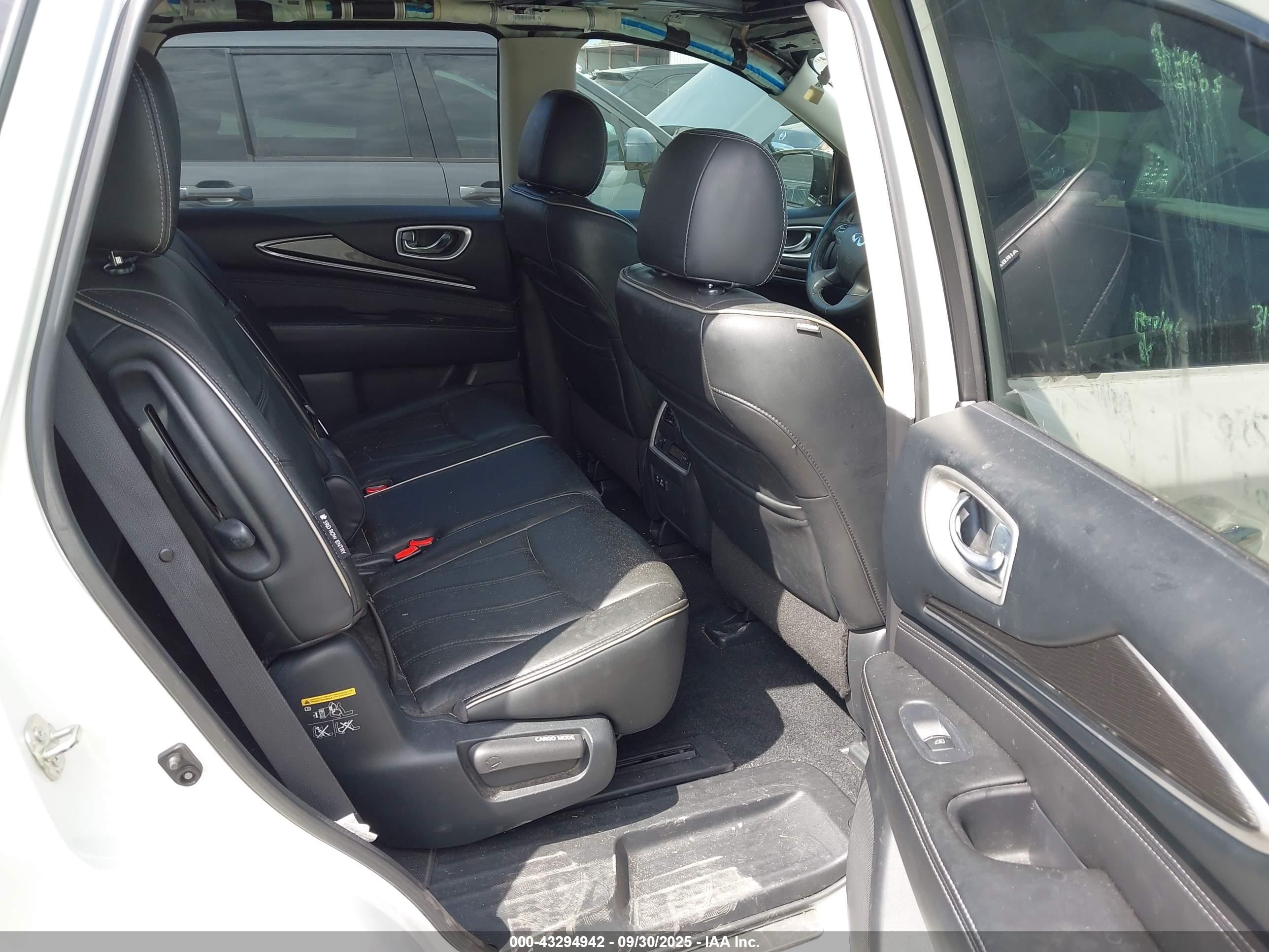 INFINITI QX60 image 8