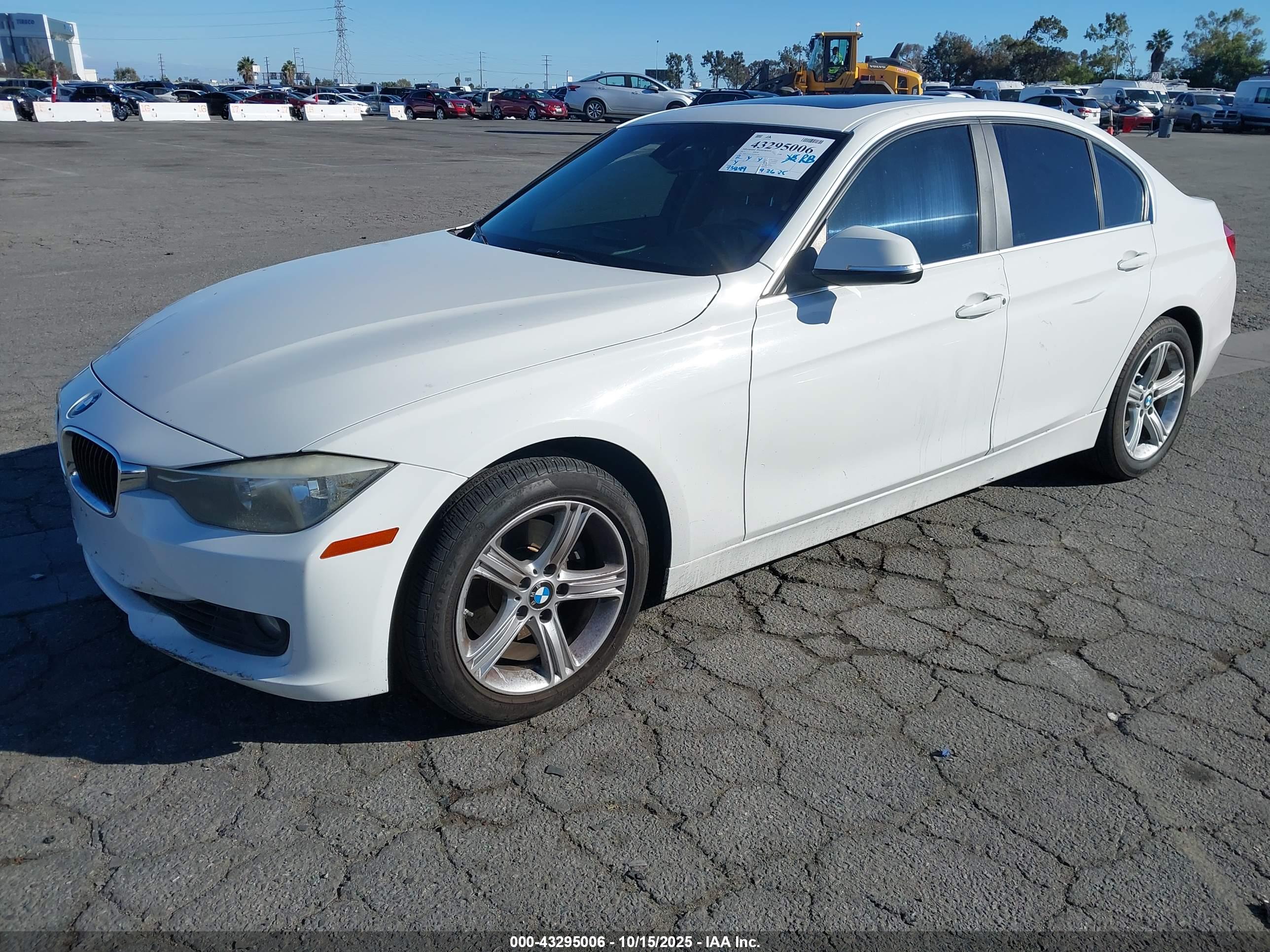 BMW 328I image 2