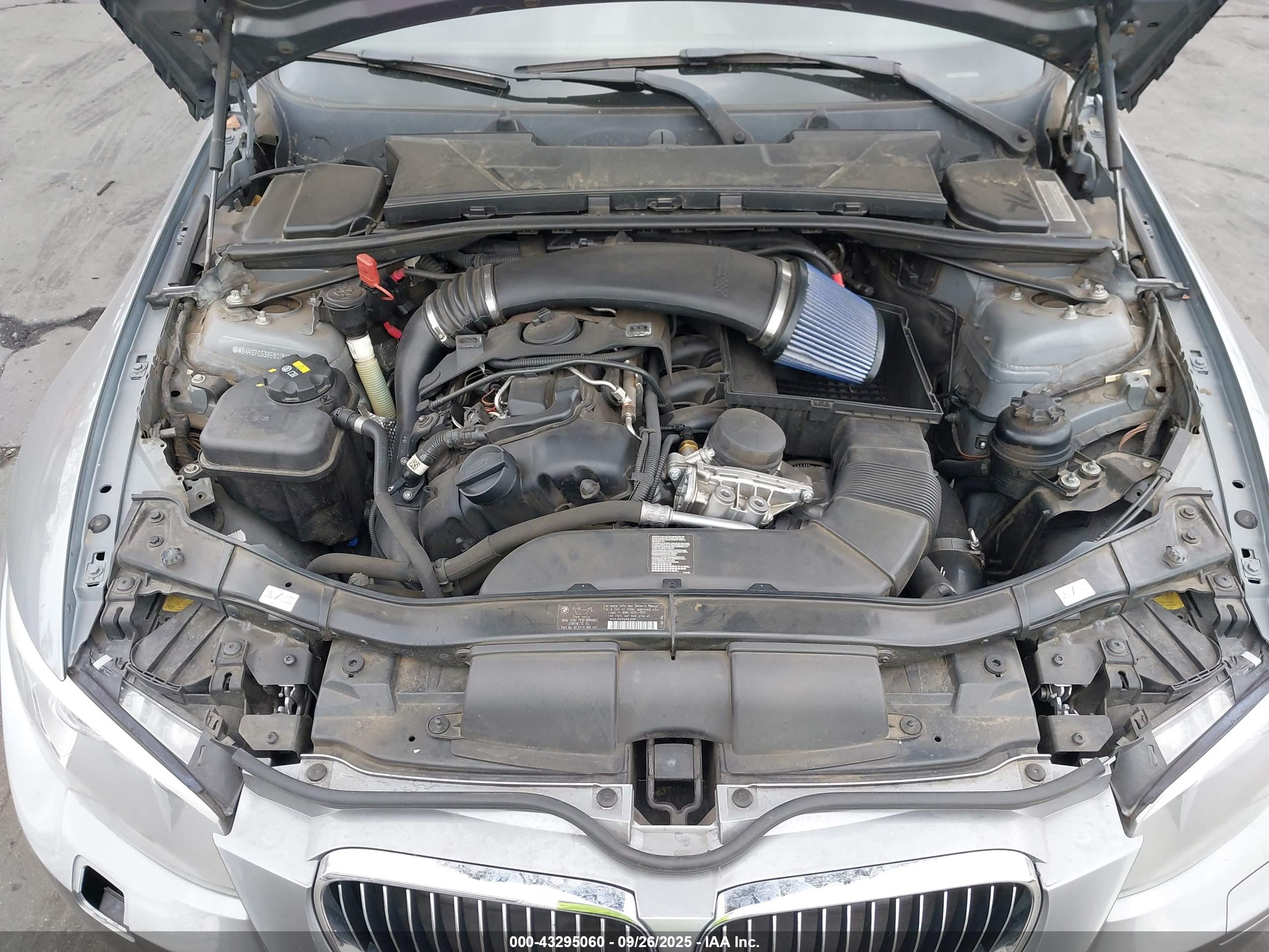BMW 335I image 10