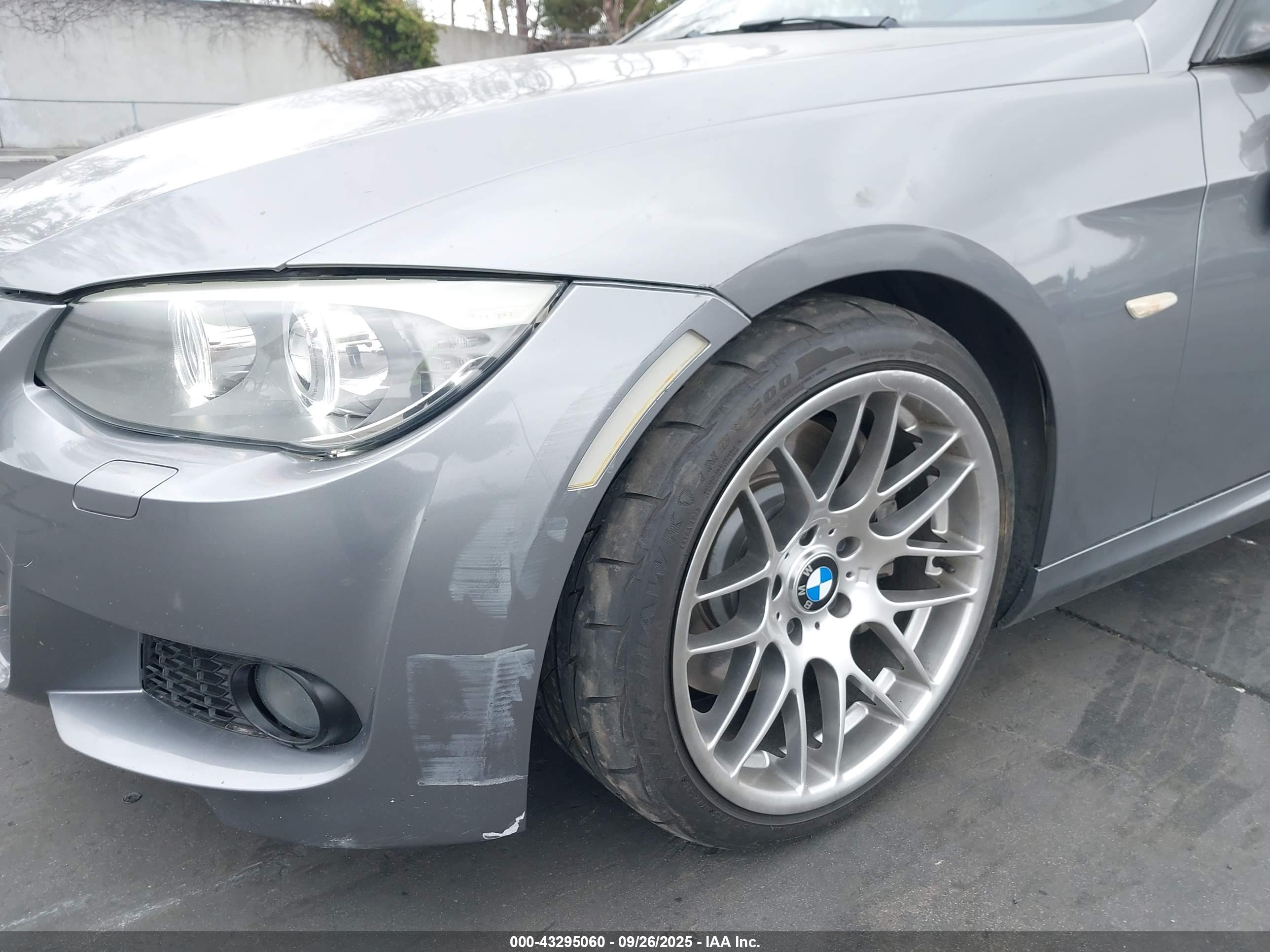 BMW 335I image 6