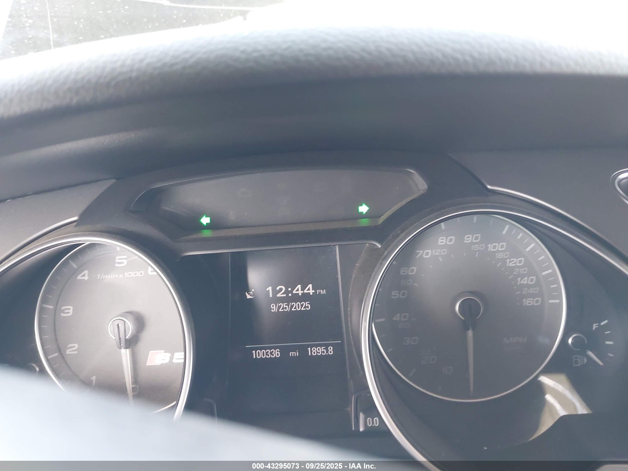 AUDI S5 image 7