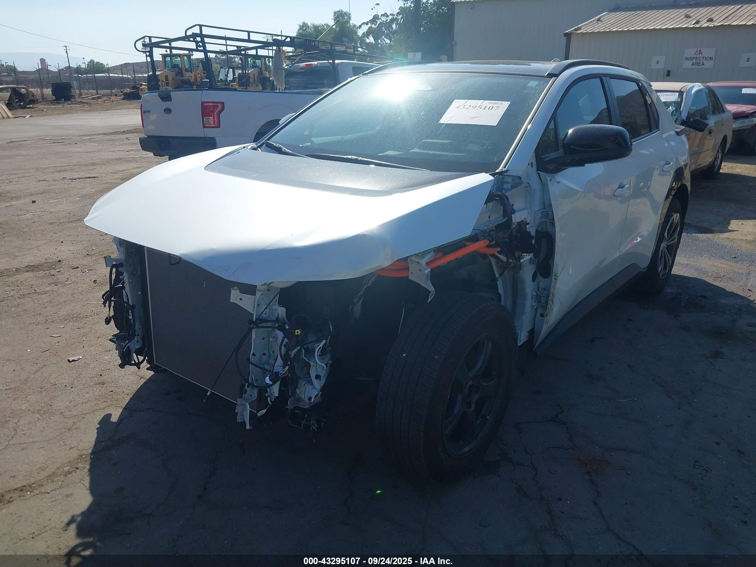 TOYOTA BZ4X image 2