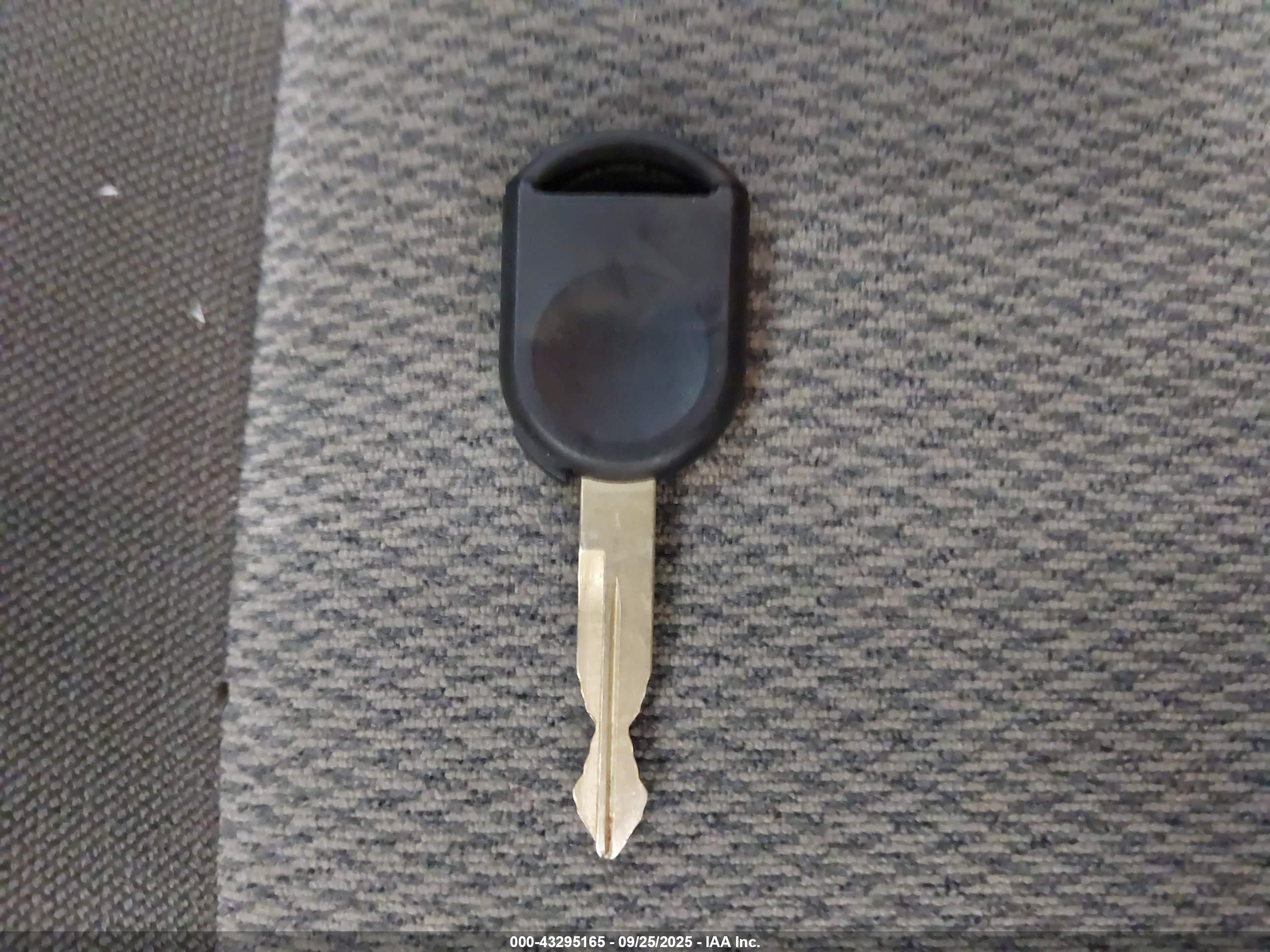 FORD TAURUS image 11