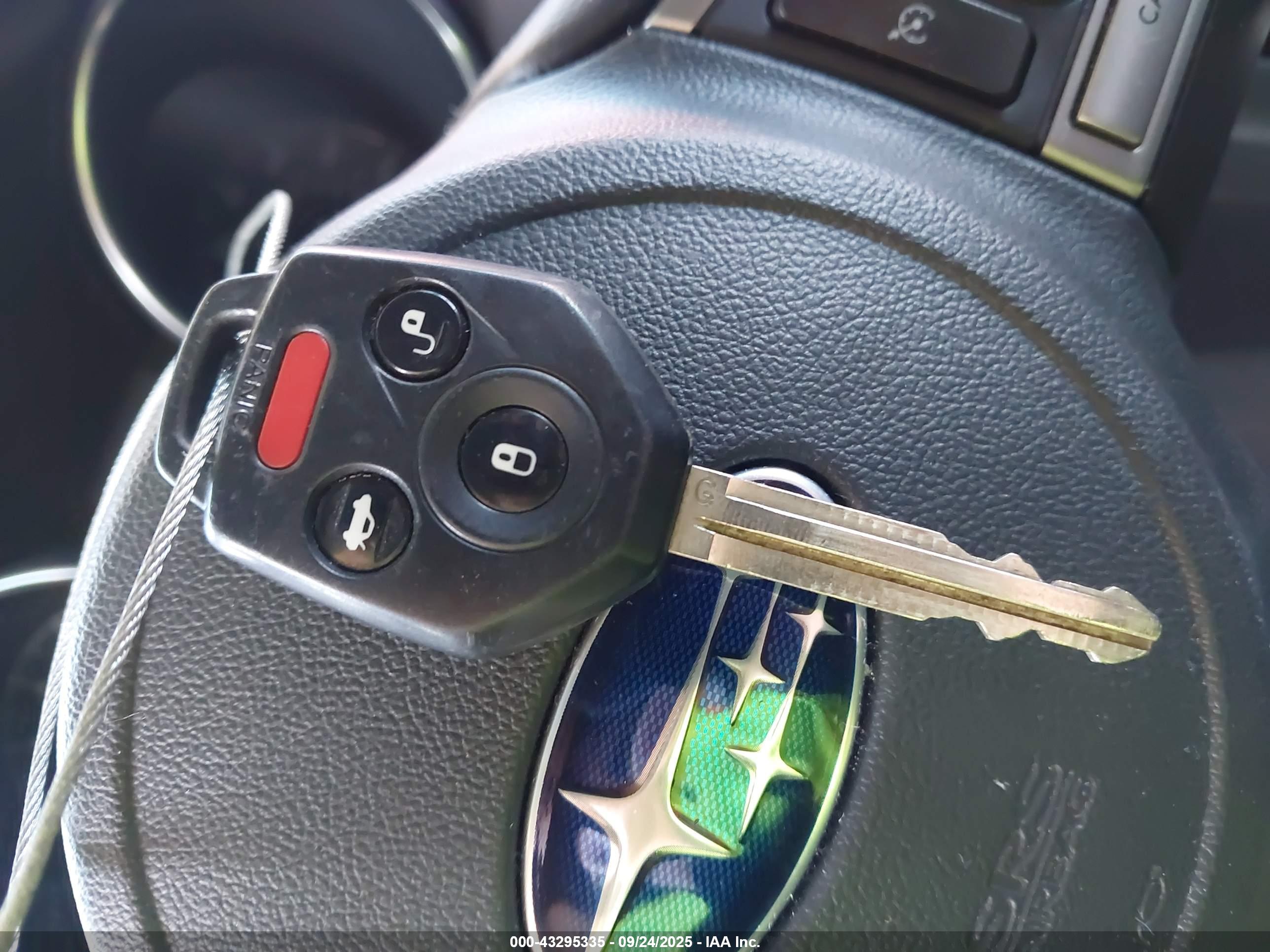 SUBARU OUTBACK image 11