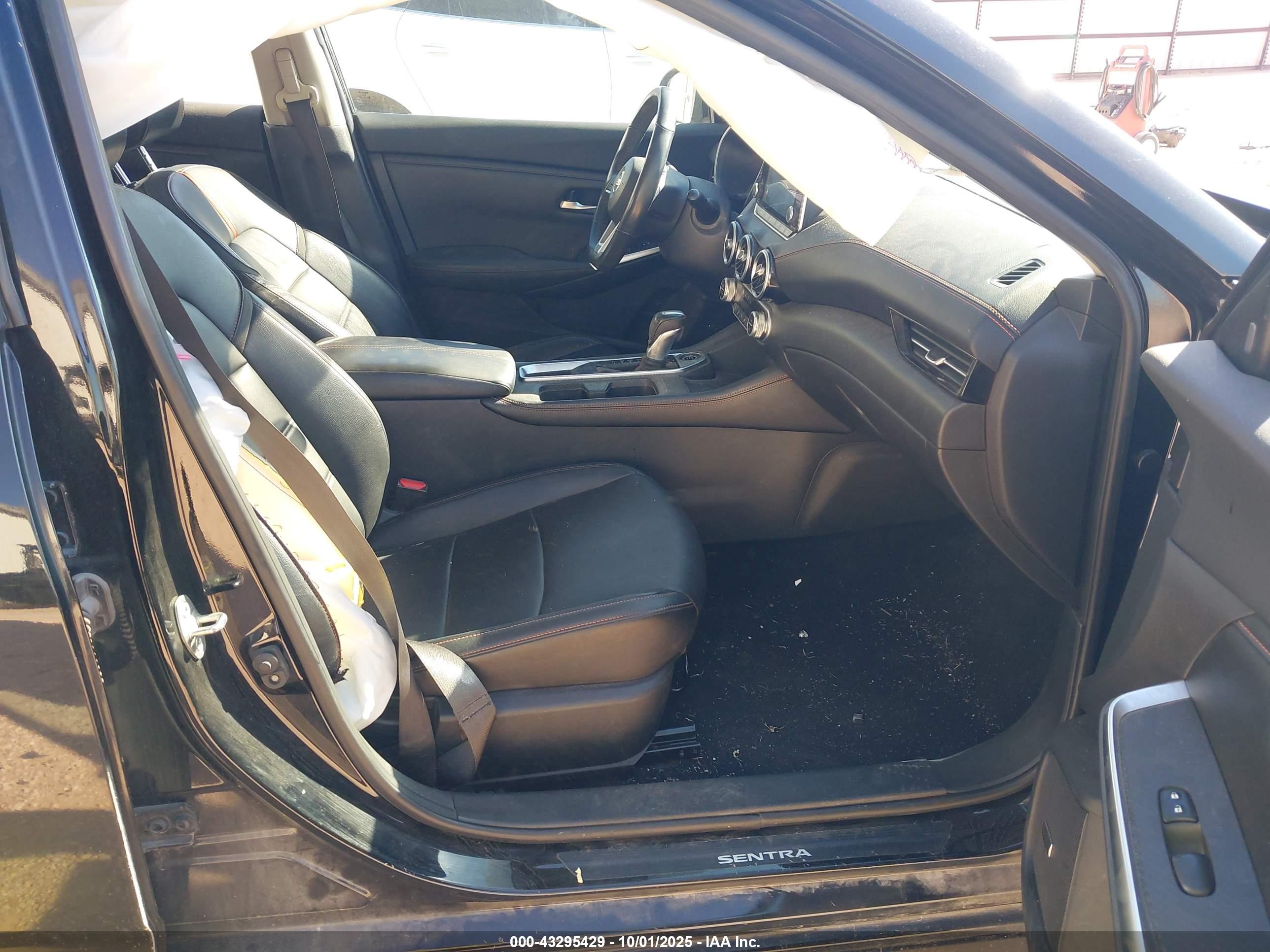 NISSAN SENTRA image 5