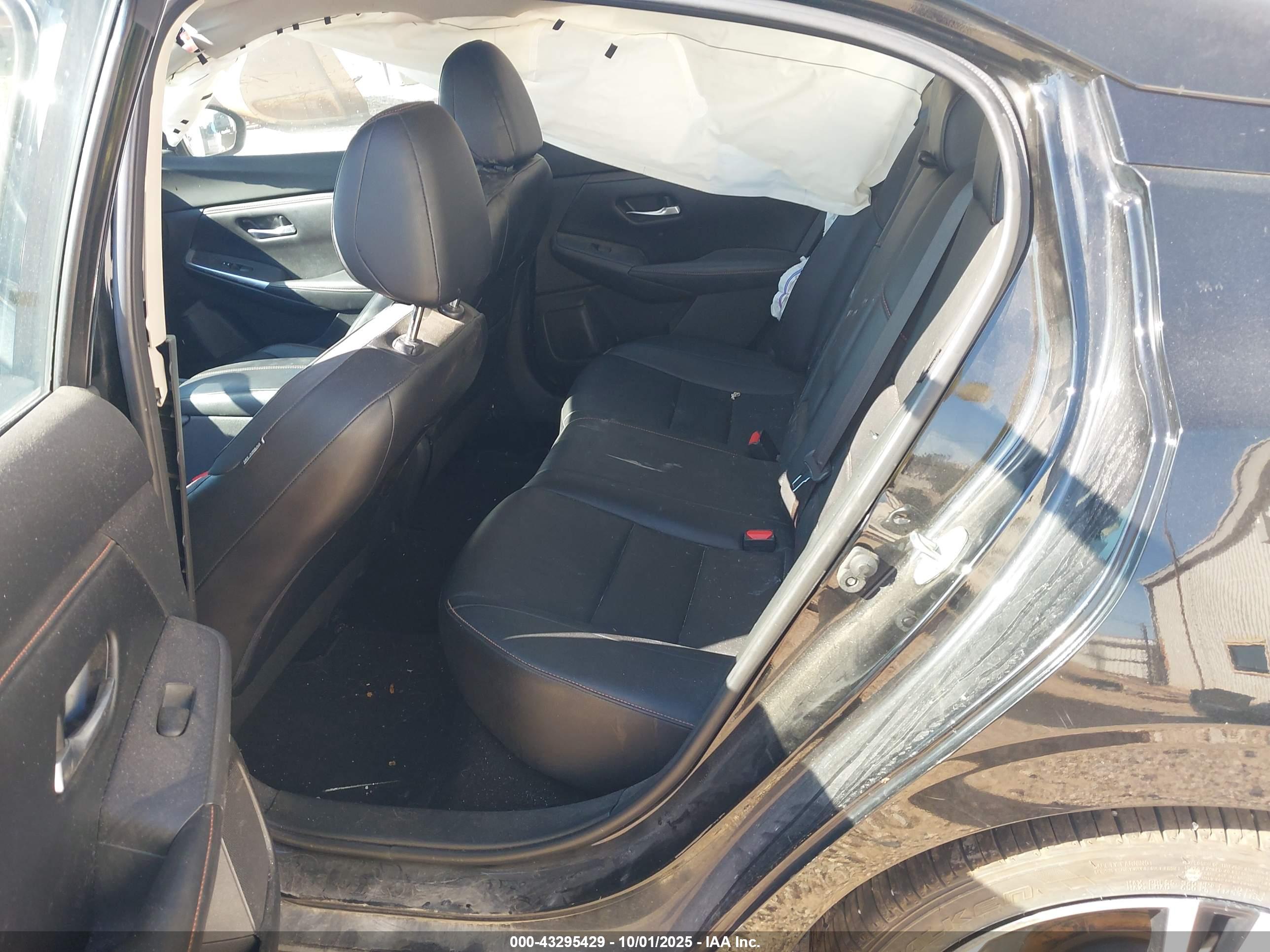NISSAN SENTRA image 8