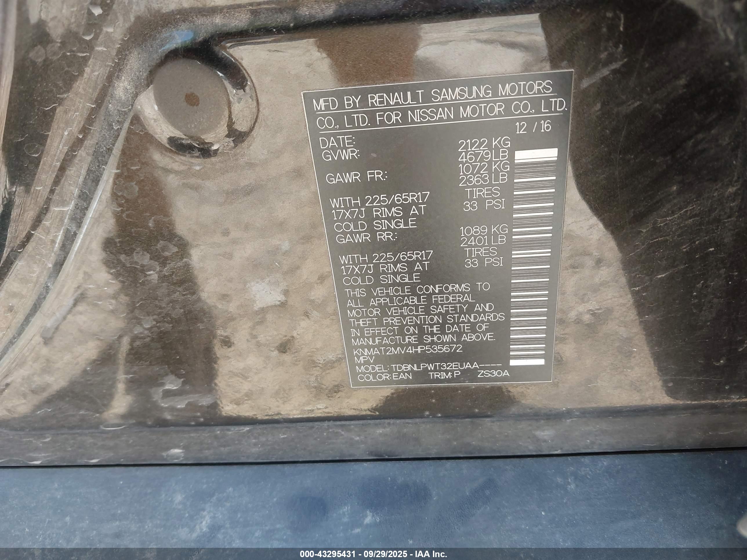 NISSAN ROGUE image 9