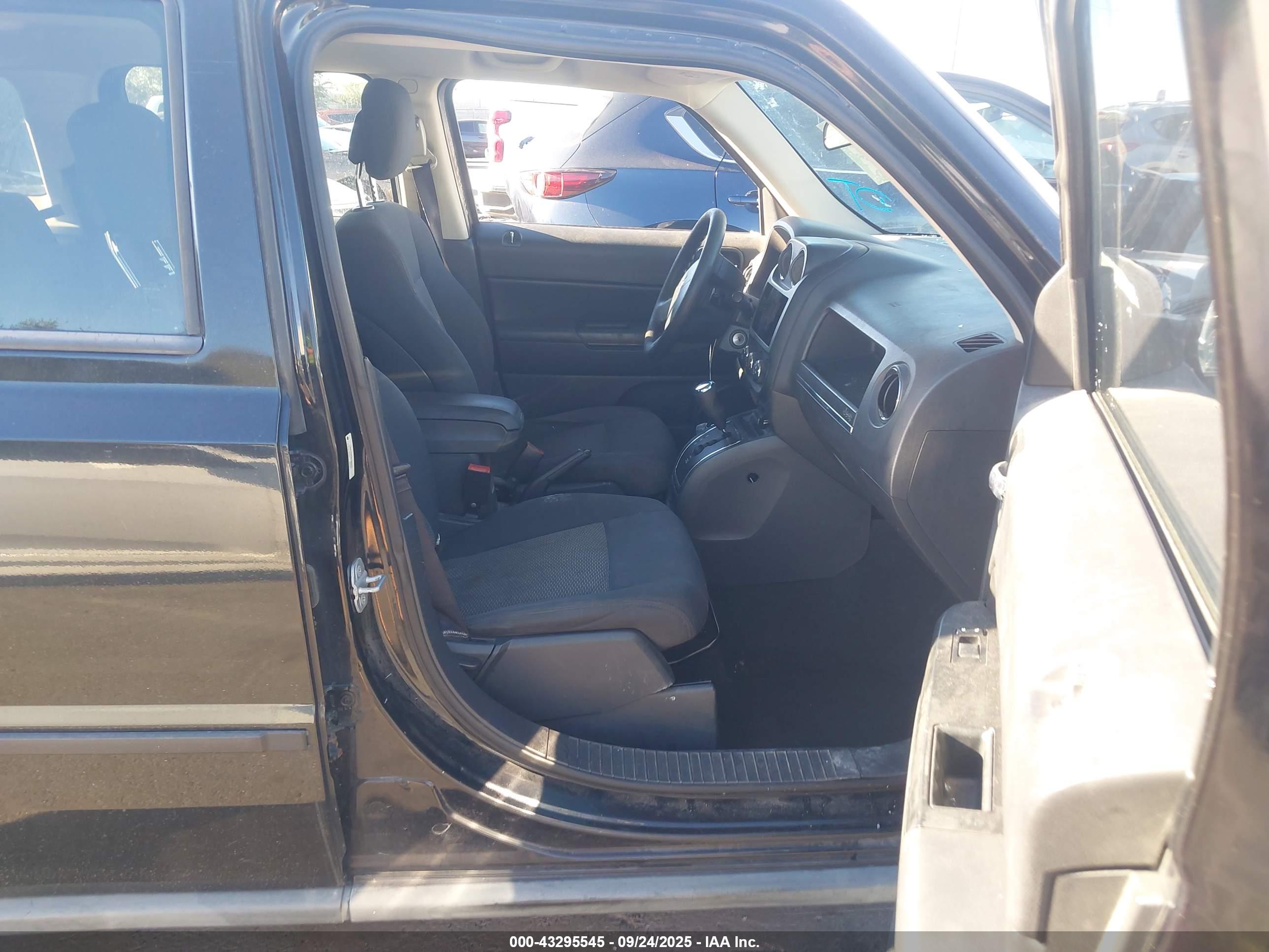 JEEP PATRIOT image 5